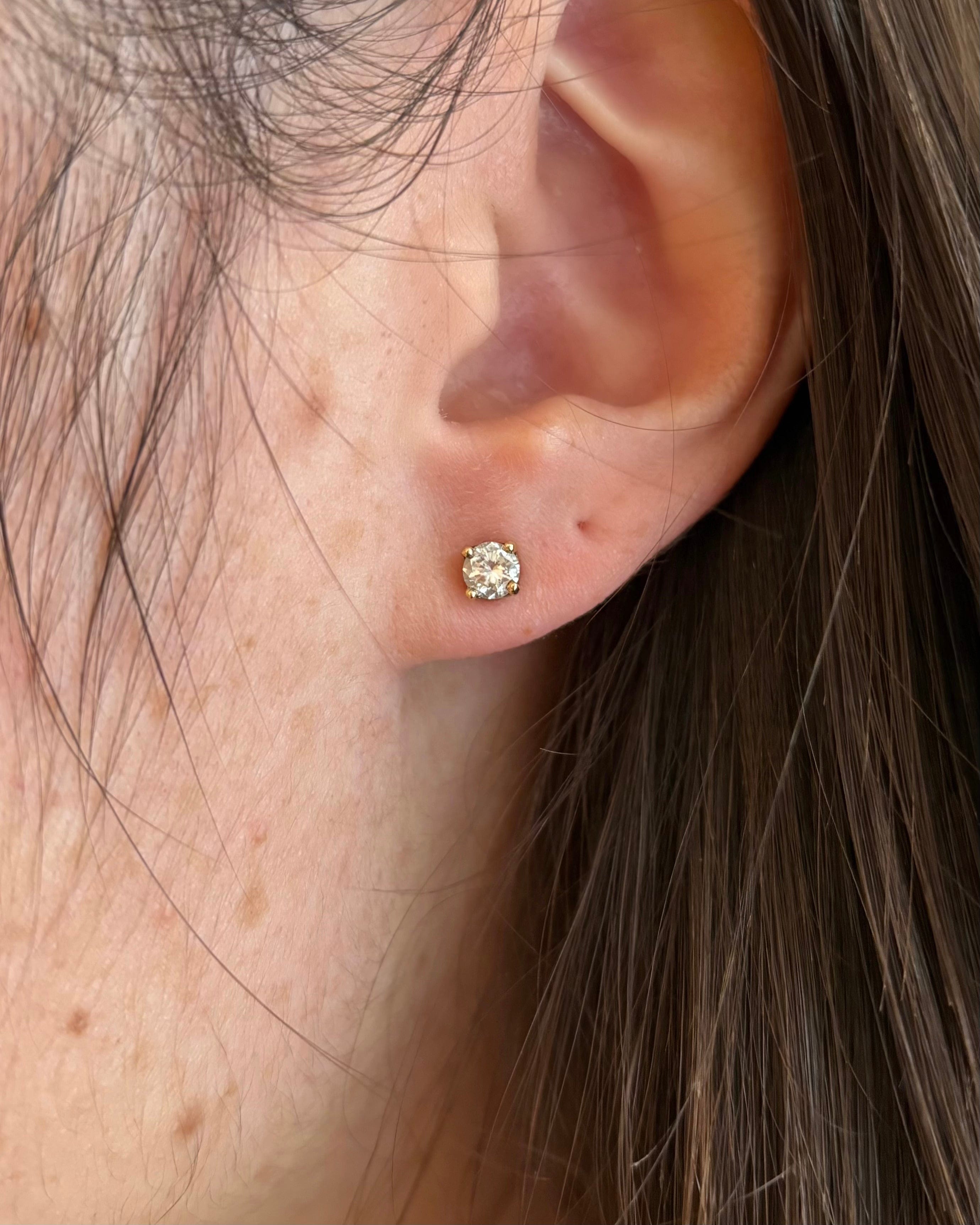 Diamond Stud Earrings 0.50 carat "Angie"