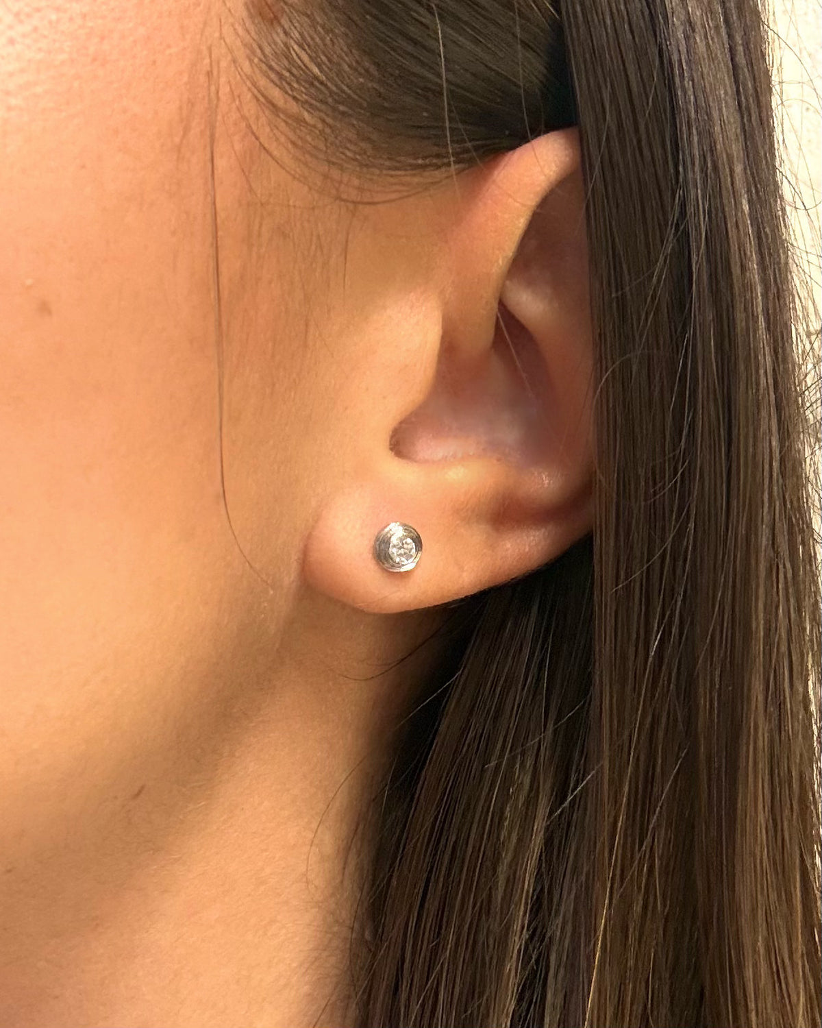 0.20-carat diamond stud earrings "Josephine"
