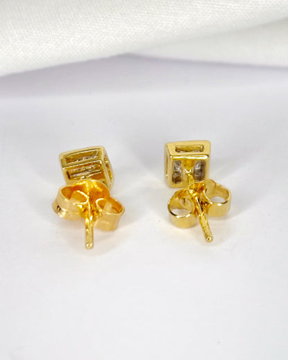 "Léonora" Diamond Stud Earrings