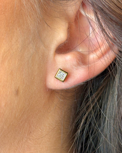 "Léonora" Diamond Stud Earrings