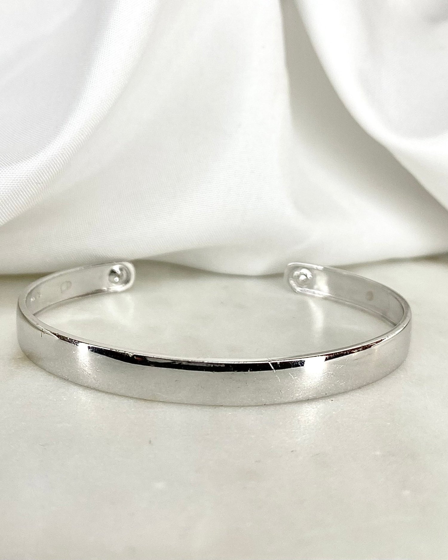 Bracelet Jonc 2 Diamants &amp; or 18 carats 9,3g &quot;Pia&quot; - Elliade Paris