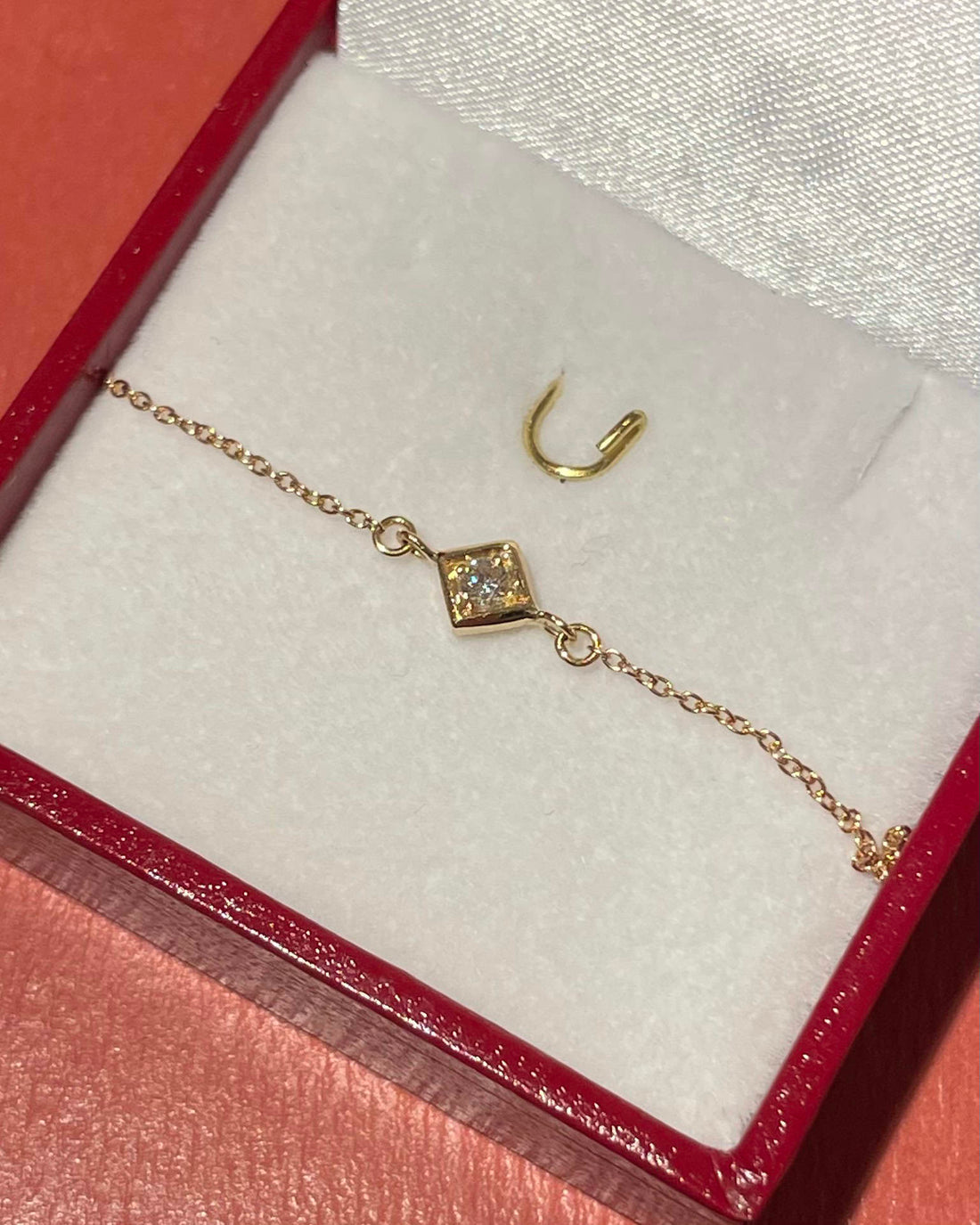Pulsera de diamantes y oro de 18 quilates “Leilani”