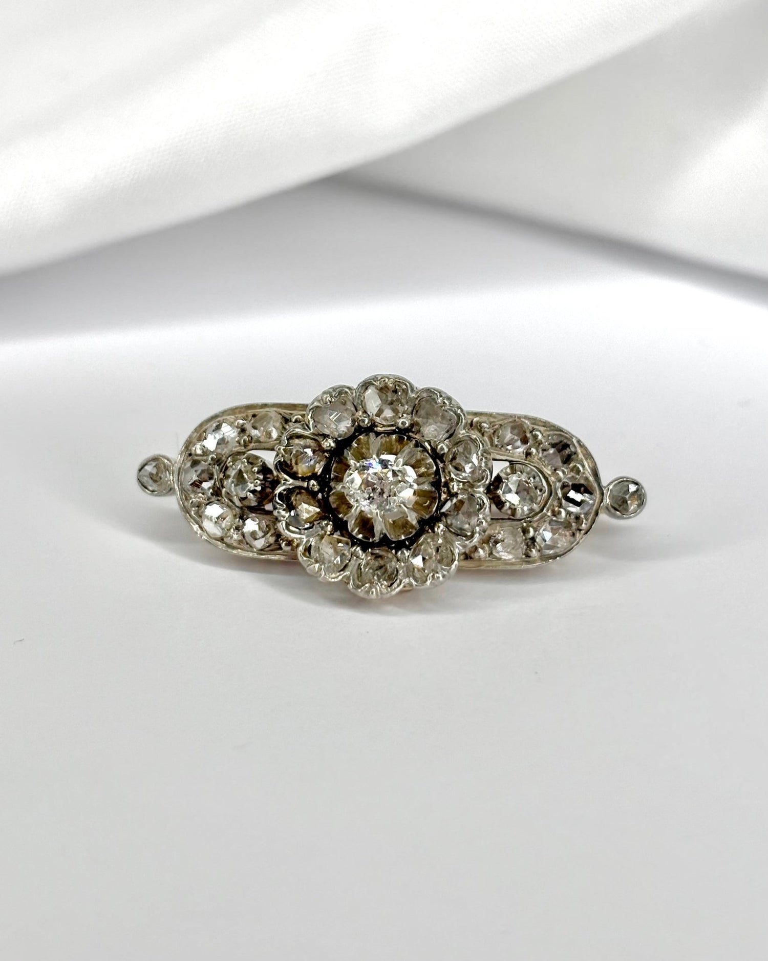 Broche XIXe Siècle 25 Diamants &quot;Anabelle&quot; - Elliade Paris