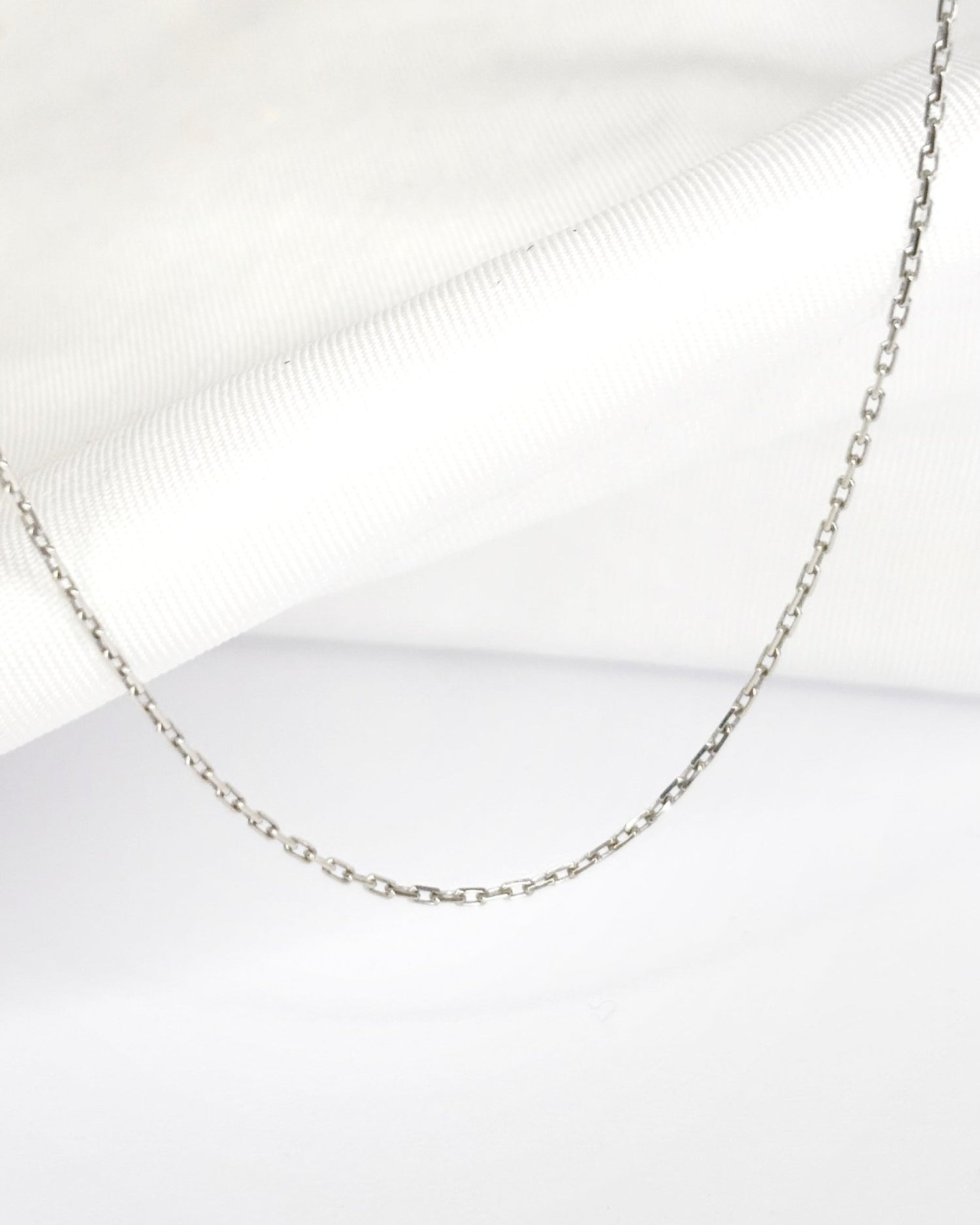 Chaine Or Gris 18 carats "Lisa" - Elliade Paris