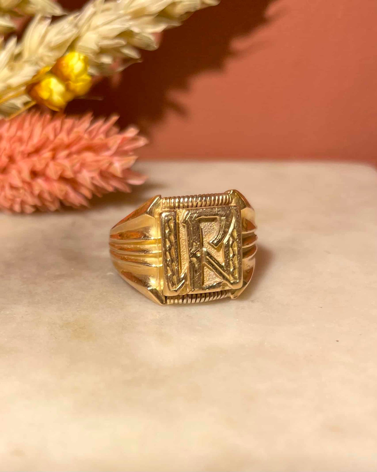 Vintage 18k Gold Signet Ring 10.70g "Marlan"