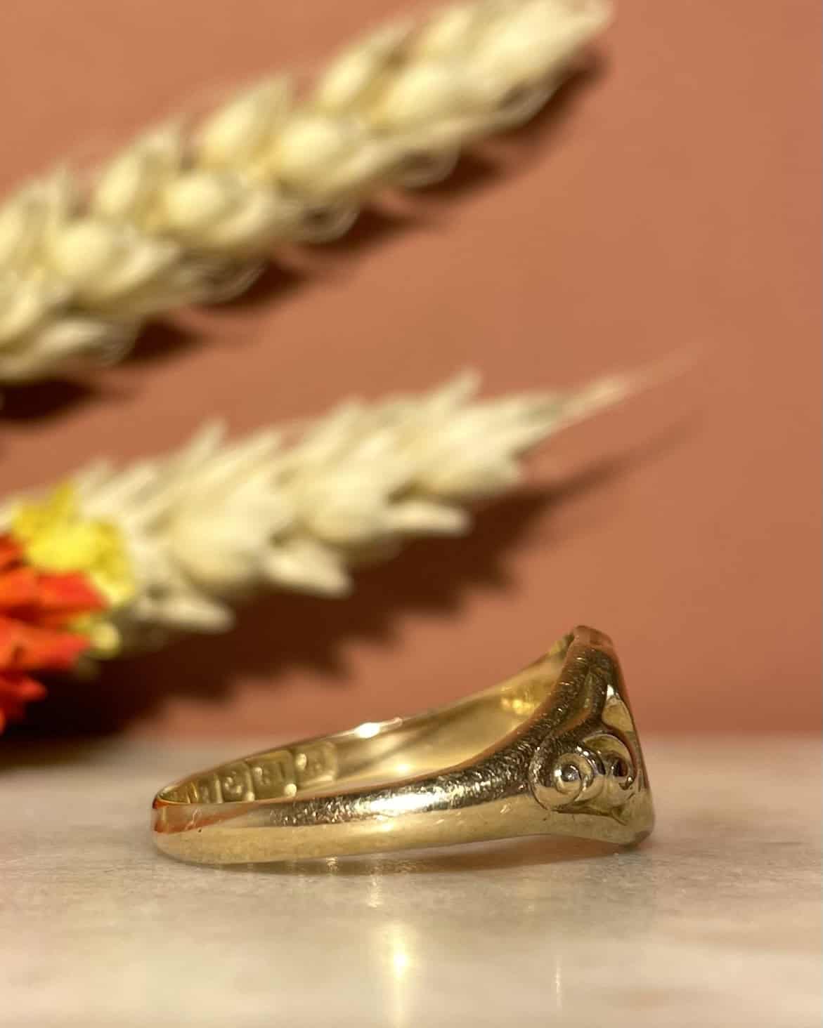 Chevalière Vintage Or 18 carats "Suzie" - Elliade Paris