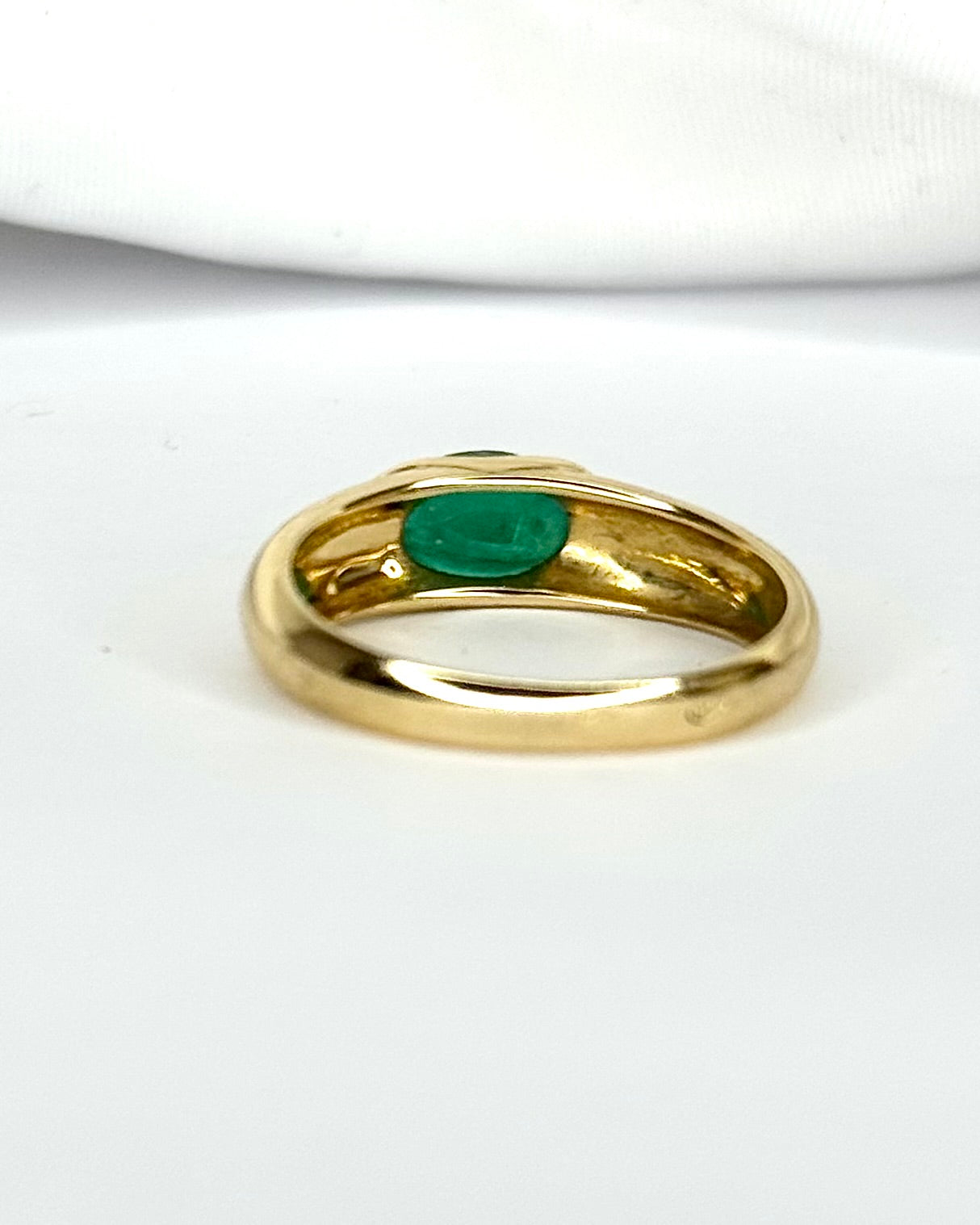 Bague Jonc Émeraude 0.74 carat "Elsa"