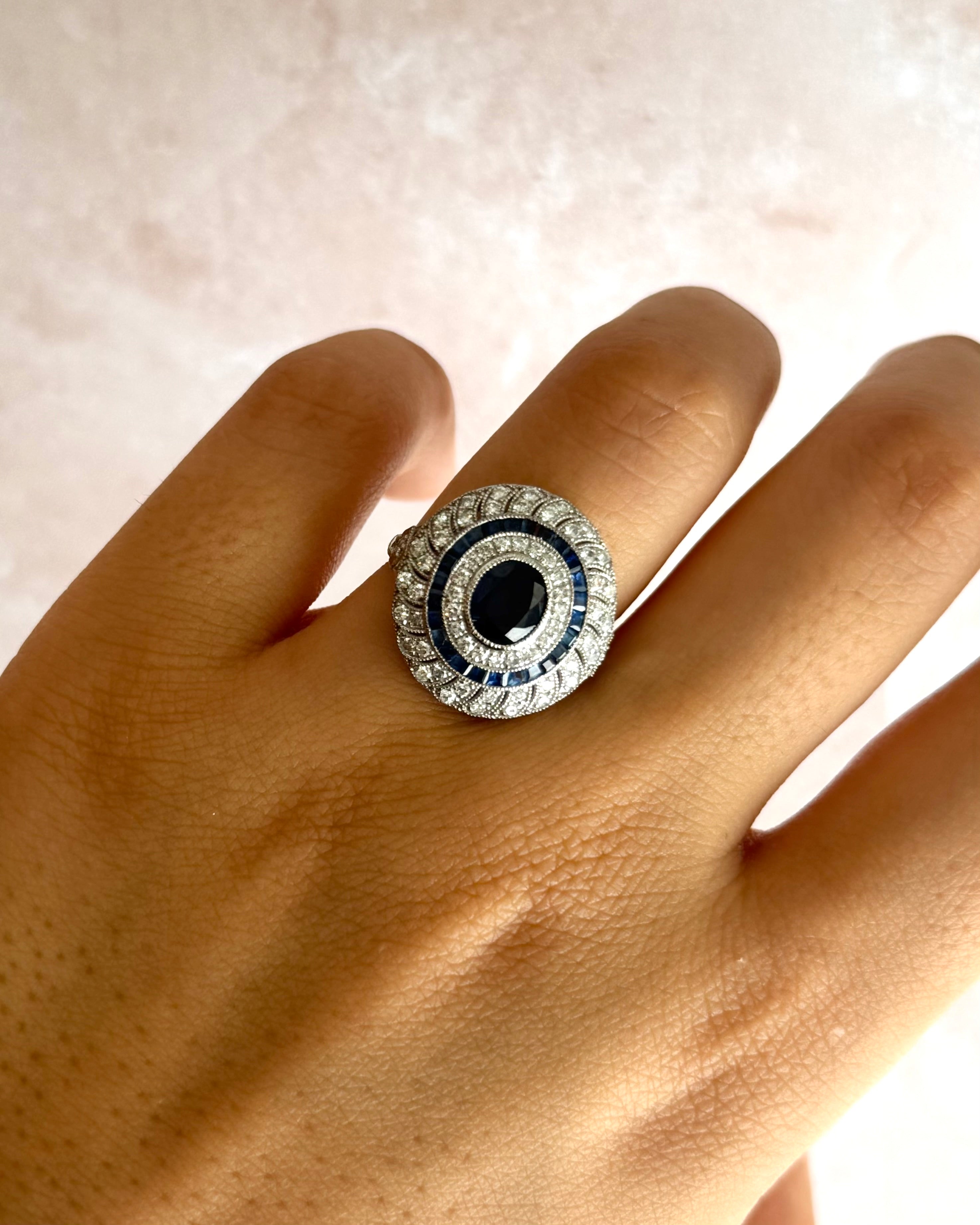 Bague Style Art-Déco Saphirs 1.78 carat &amp; Diamants 0.52 carat "Anéïa"