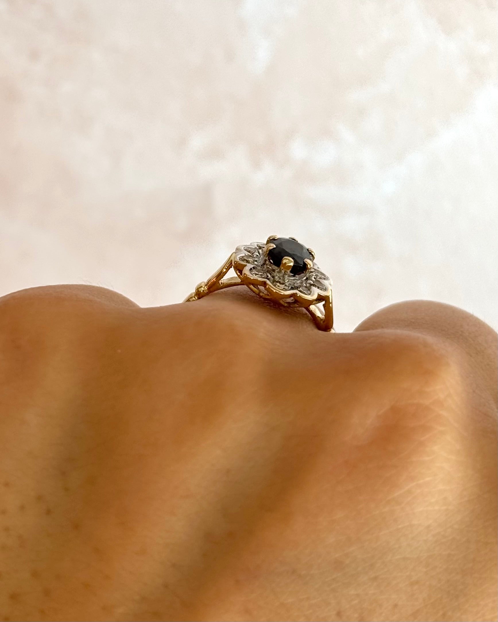 Bague Marguerite Saphir 1.15 carat &amp; Diamants 0.30 carat "Martina"