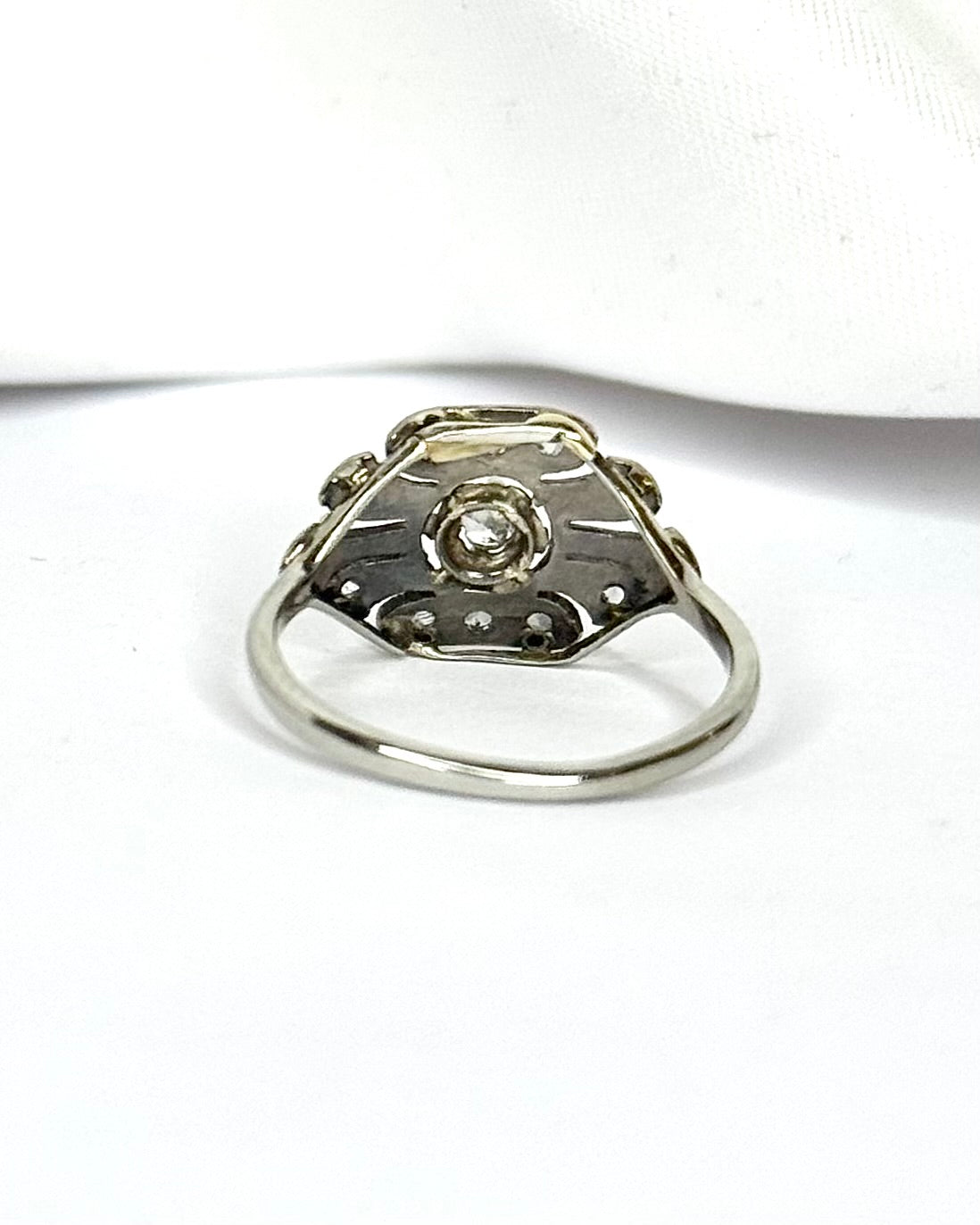 Art Deco Diamond Ring "Pauline"