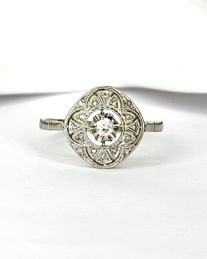 Art Deco Diamond Ring "Jade"