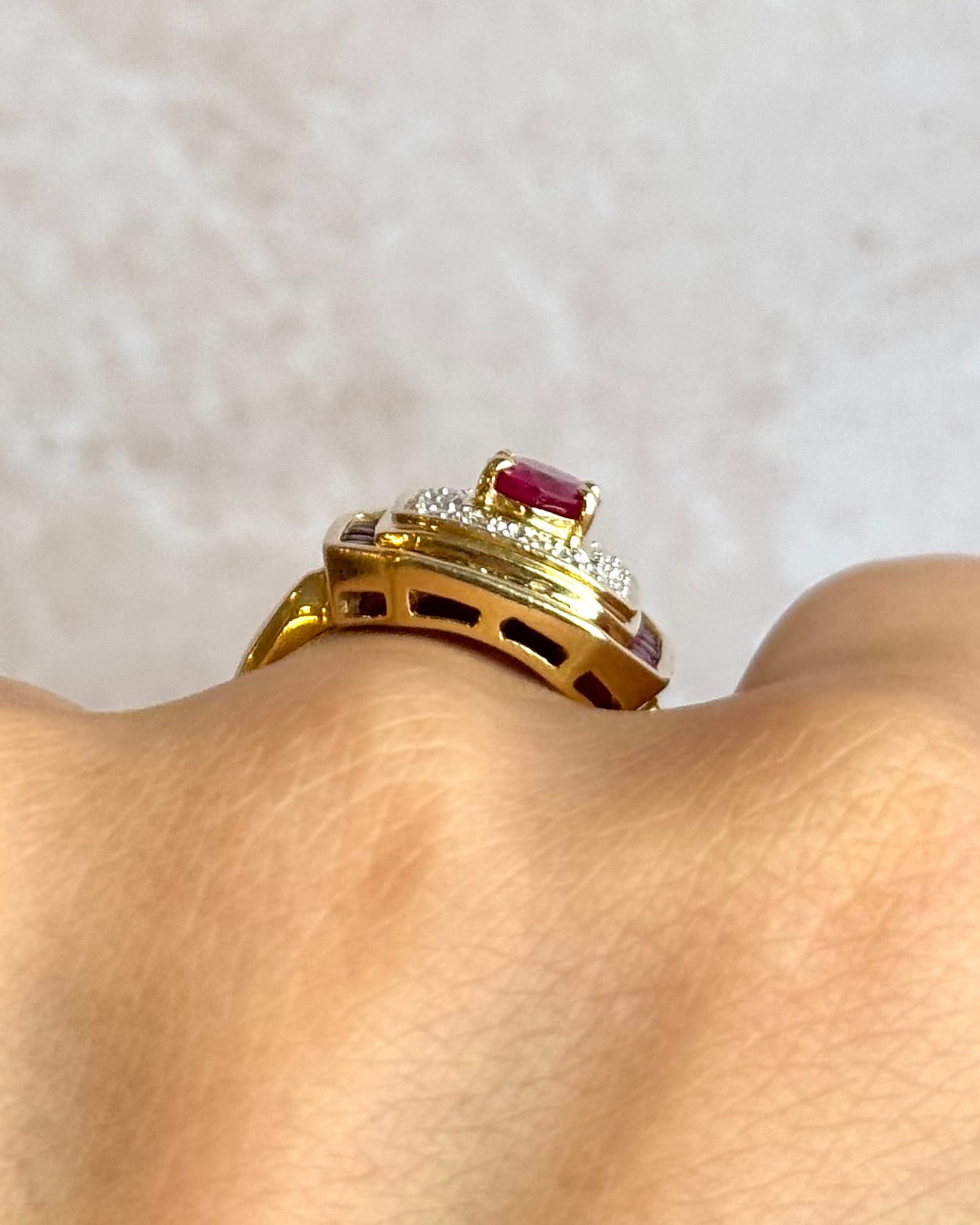 Bague Style Art-Déco Rubis 1.88 carat &amp; Diamants 0.21 carat "Aude"