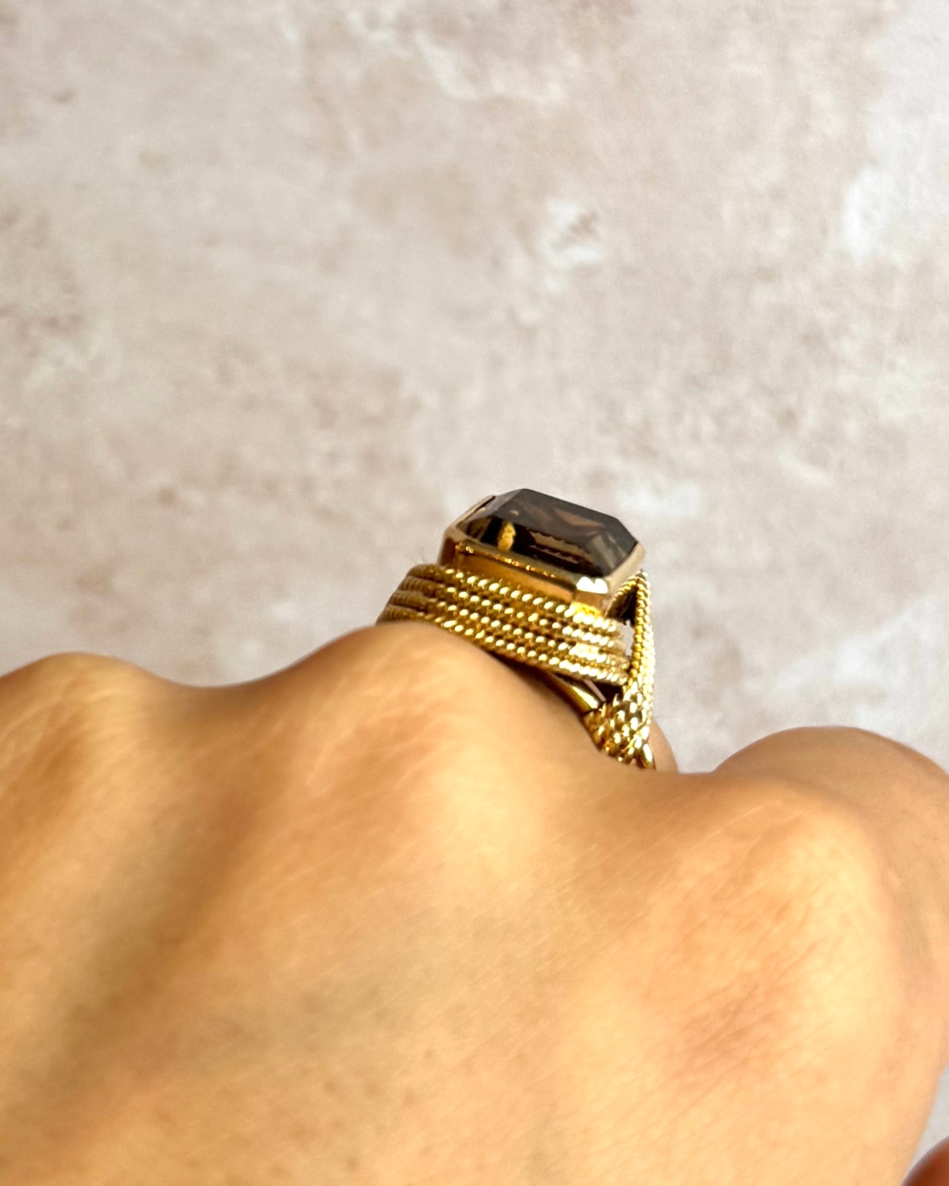 Bague Cocktail Quartz Fumé 5.50 carats &amp; Or 9.07g "Leanna"