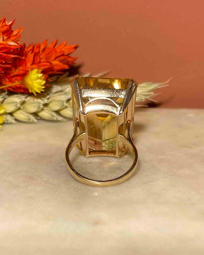34 Carat Citrine Cocktail Ring &quot;Hélia&quot;