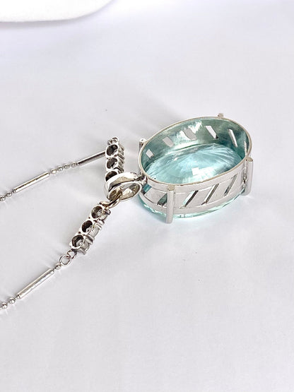 Collier Aigue marine 15 carats et diamants 0.60 carat &quot;Athénaïs&quot; - Elliade Paris