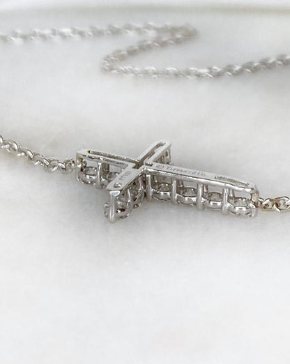 Collier Croix Tiffany &amp; Co Diamants 0.45 carat &quot;Charline&quot; - Elliade Paris