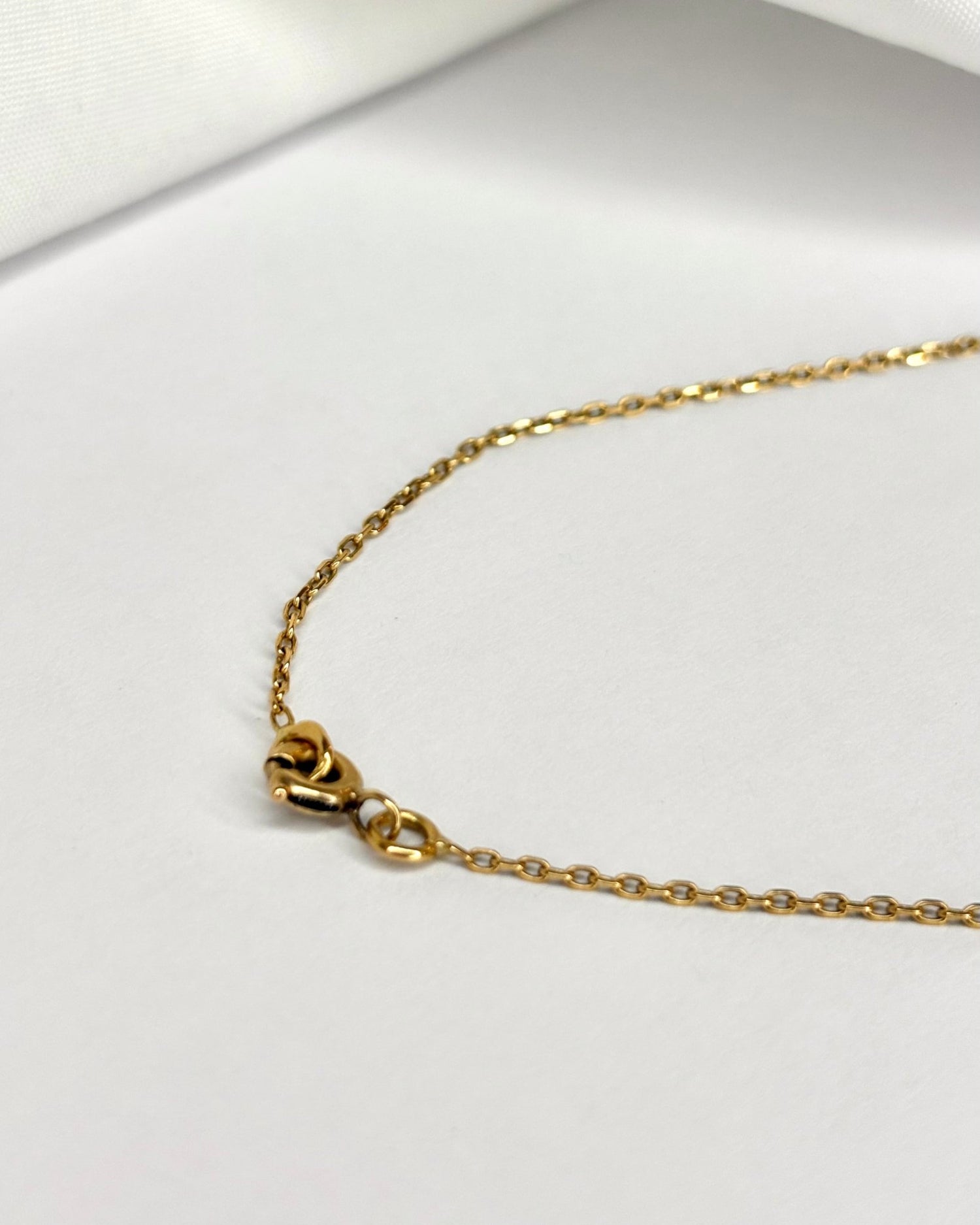 Collier Émeraude 0.44 carat &amp; 3 Diamants &quot;Valérie&quot; - Elliade Paris