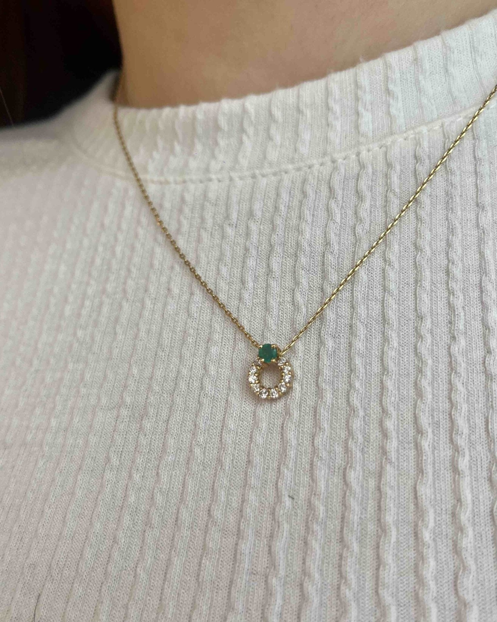 Collier émeraude &amp; dix diamants "Madeline" - Elliade Paris
