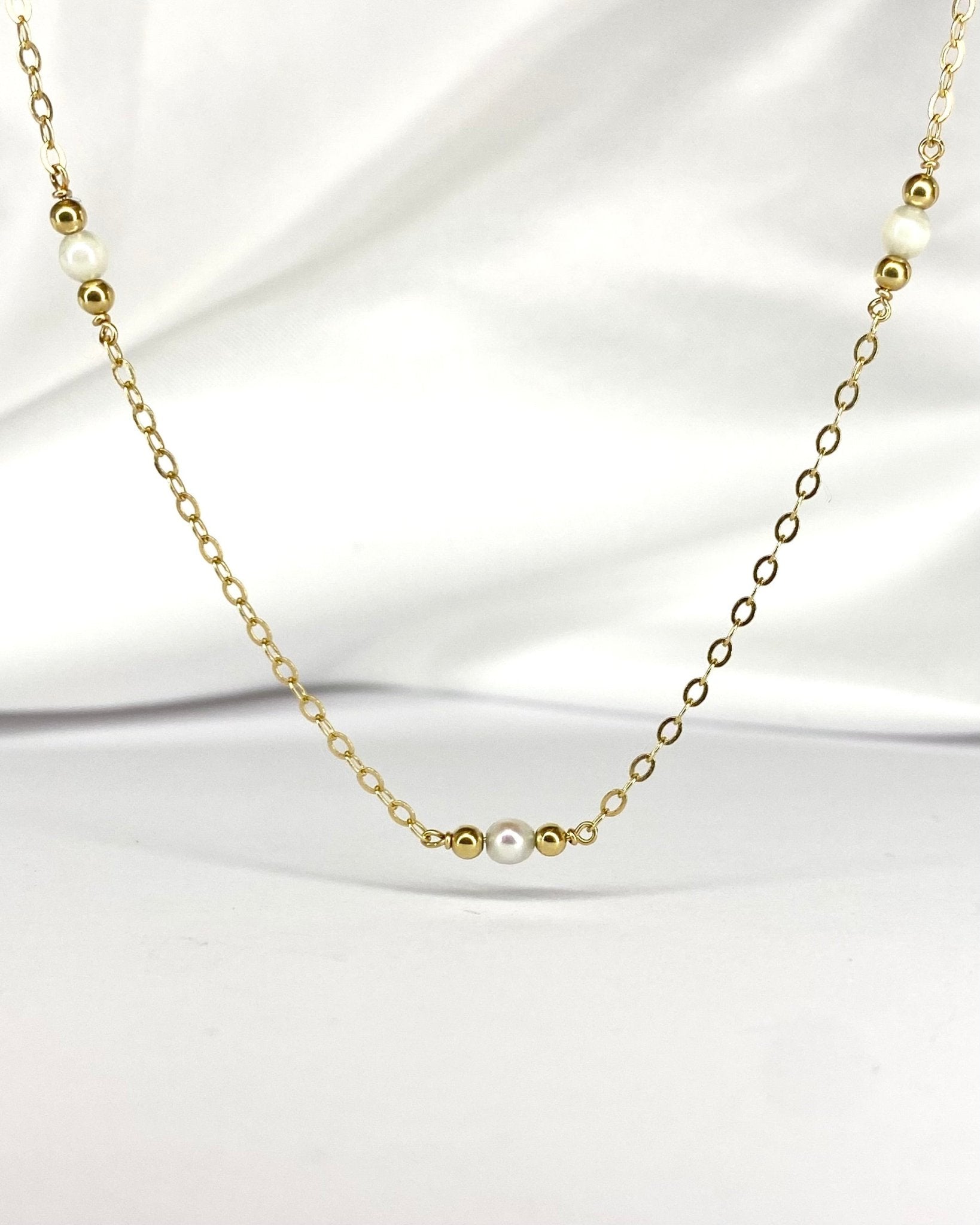 Collier Perles &amp; Or Jaune 18 carats 2.18g "Mariella" - Elliade Paris