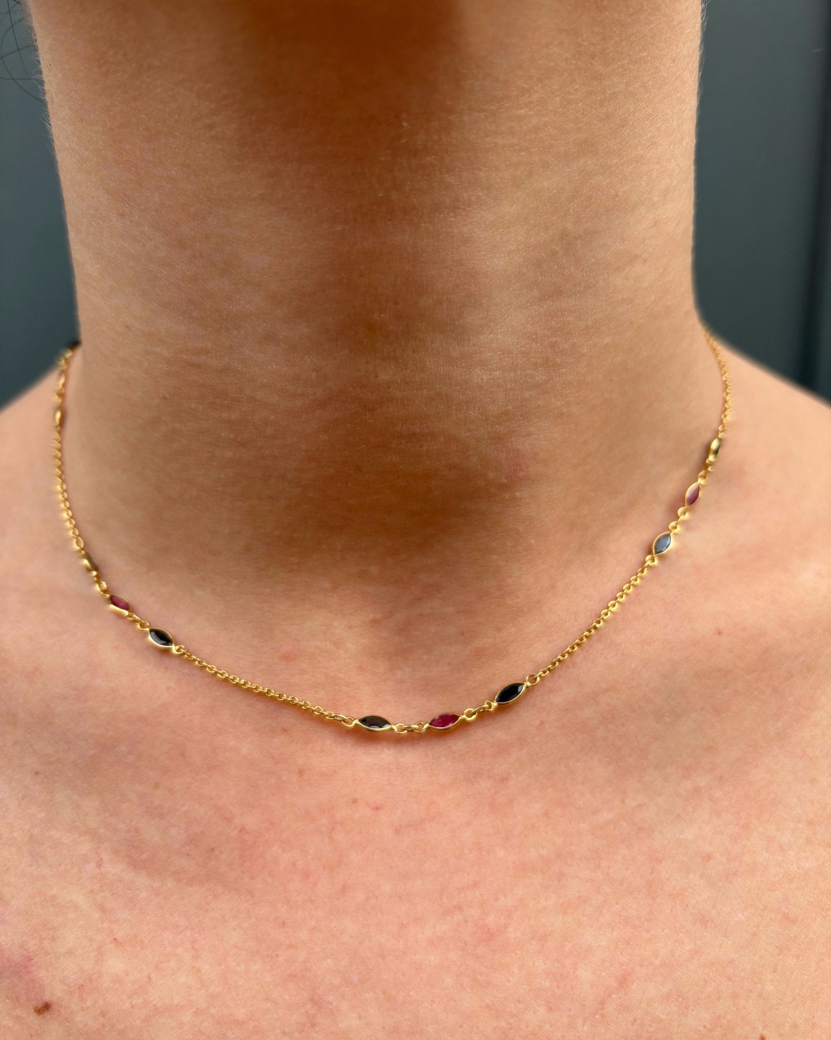 Collier Saphirs Roses &amp; Bleus 0.75 carat "Ezia" - Elliade Paris