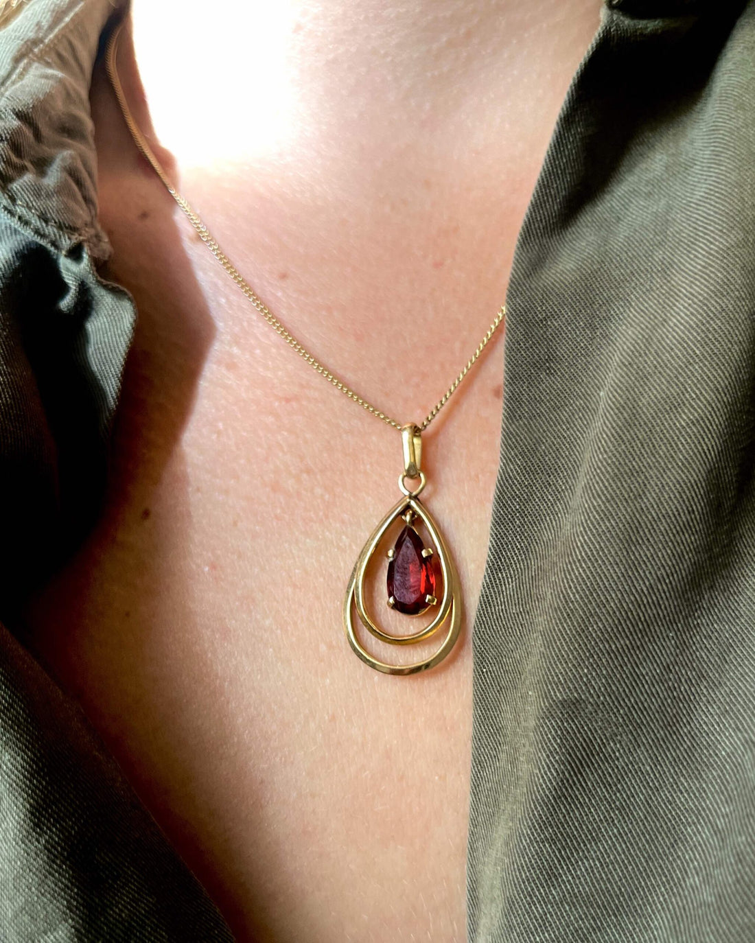 Pendentif Grenat &quot;Scarlett&quot;
