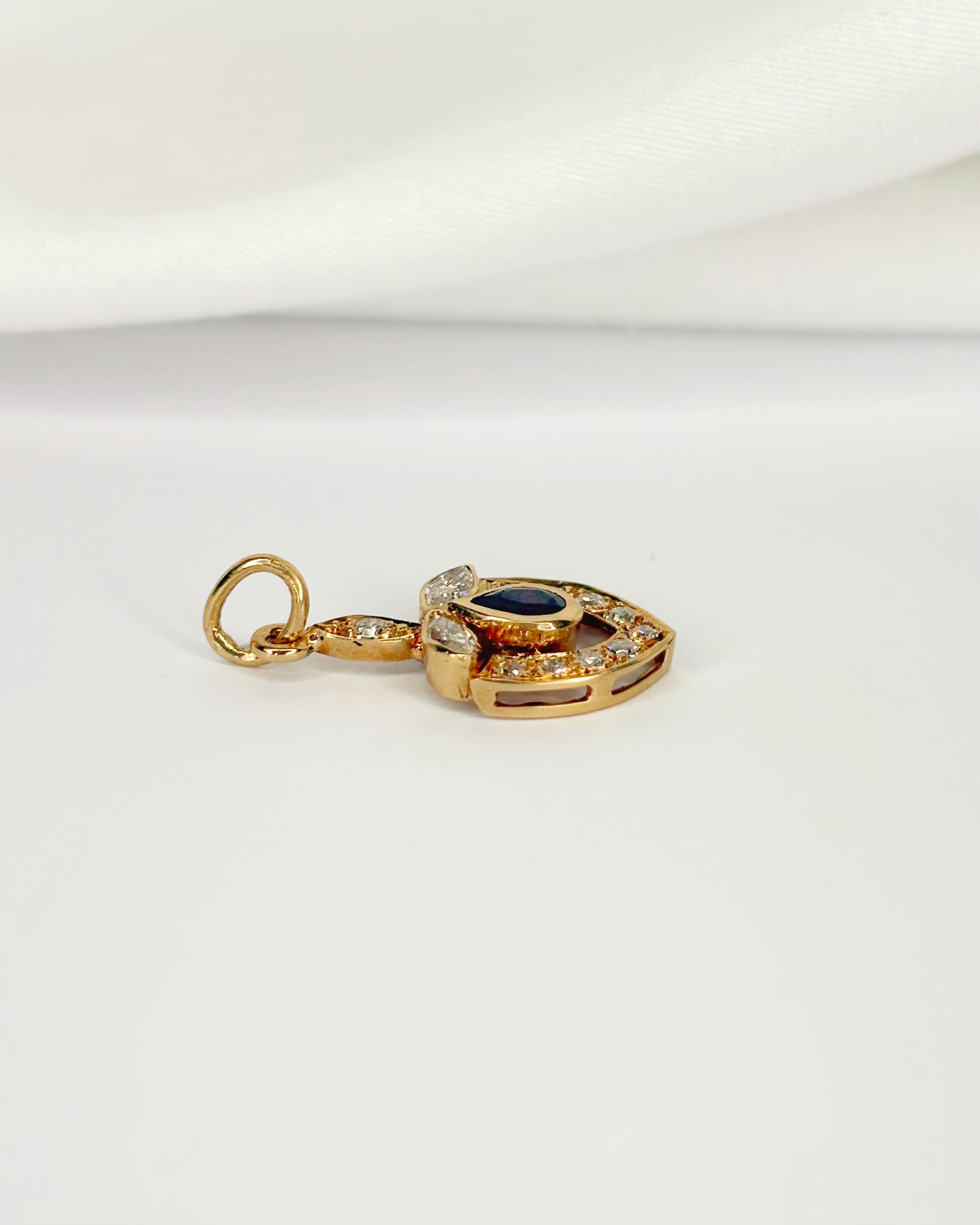 Pendentif Rubis 0.43 carat &amp; Diamants 0.30 carat "Augustine"