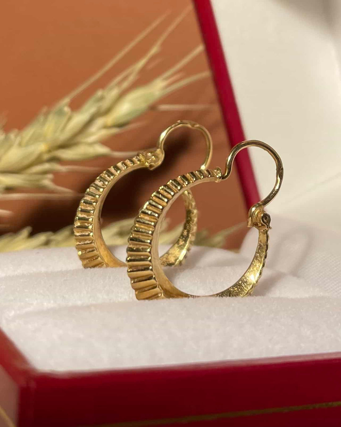 Vintage Gold Hoop Earrings &quot;Maéme&quot;
