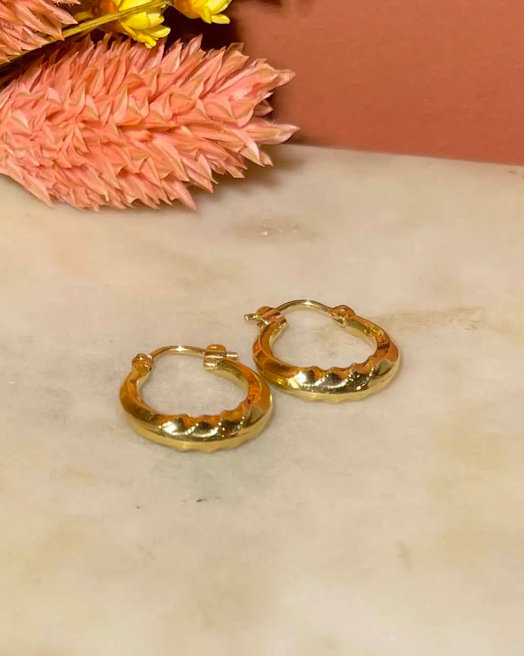 Vintage 18-carat gold "Aldrin" hoop earrings