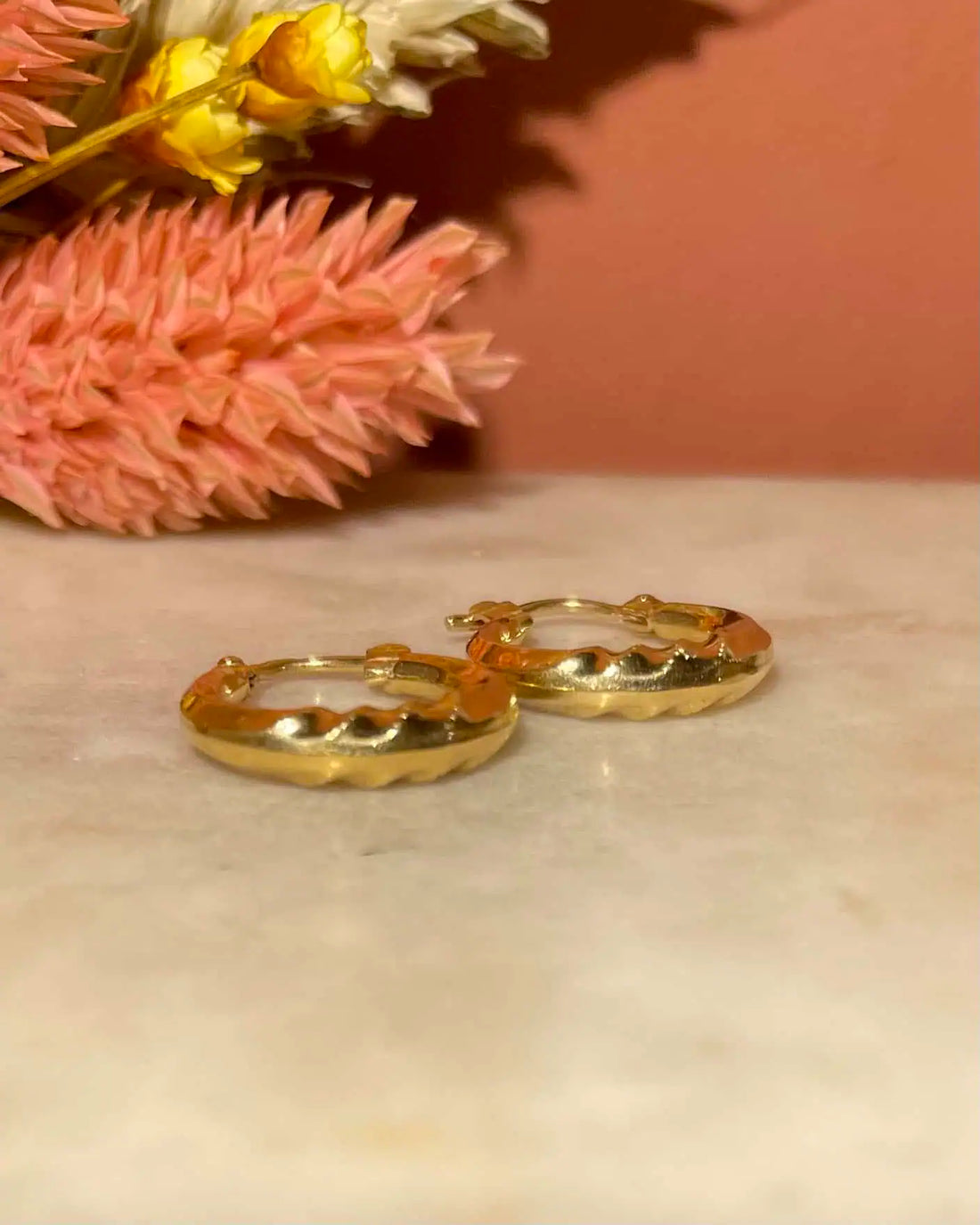 Vintage 18-carat gold "Aldrin" hoop earrings