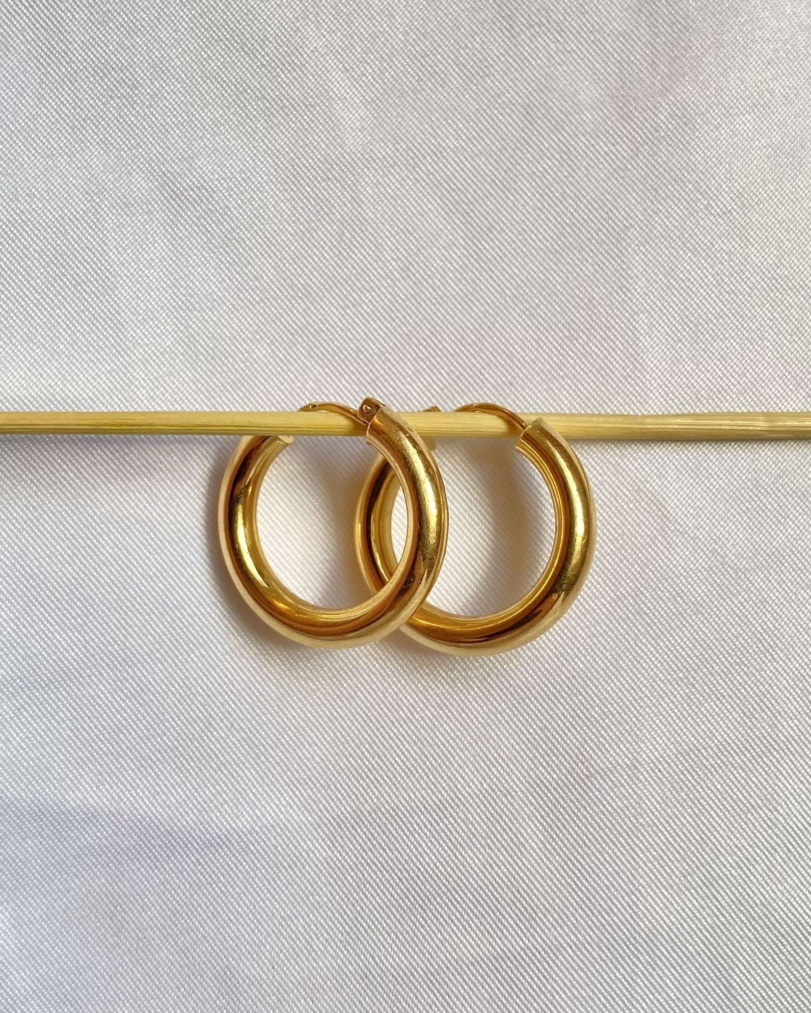 Vintage Gold "Célia" Hoop Earrings