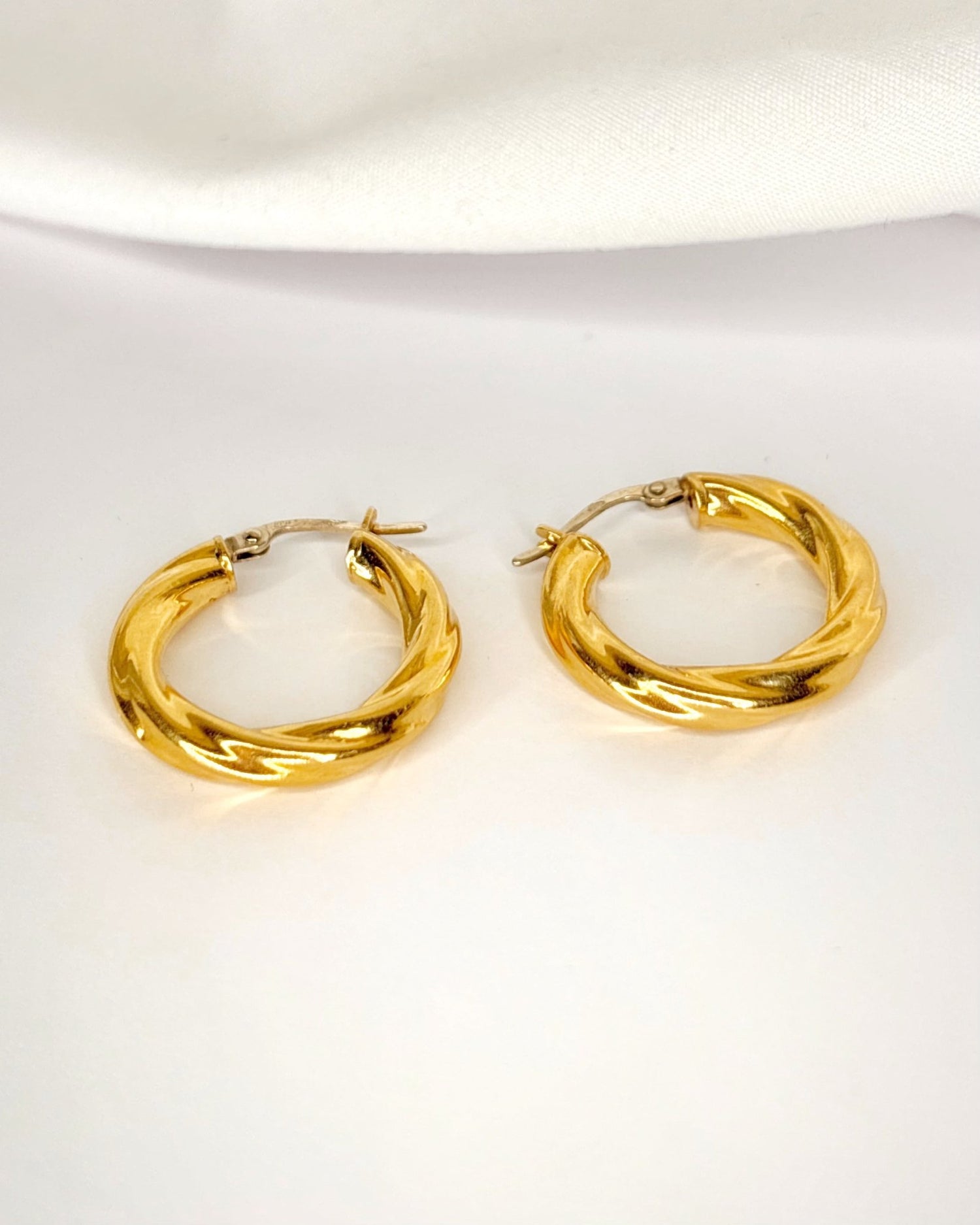 Créoles Or Jaune 18 carats "Floriane" - Elliade Paris