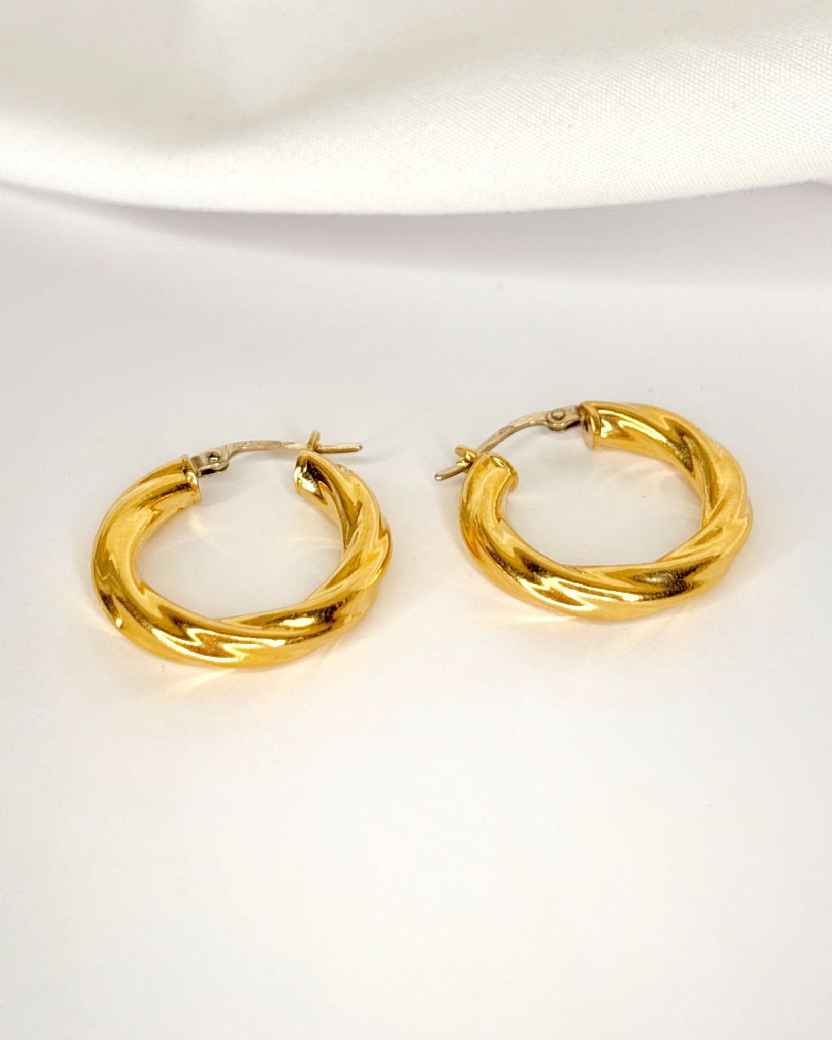 Créoles Or Jaune 18 carats "Floriane" - Elliade Paris