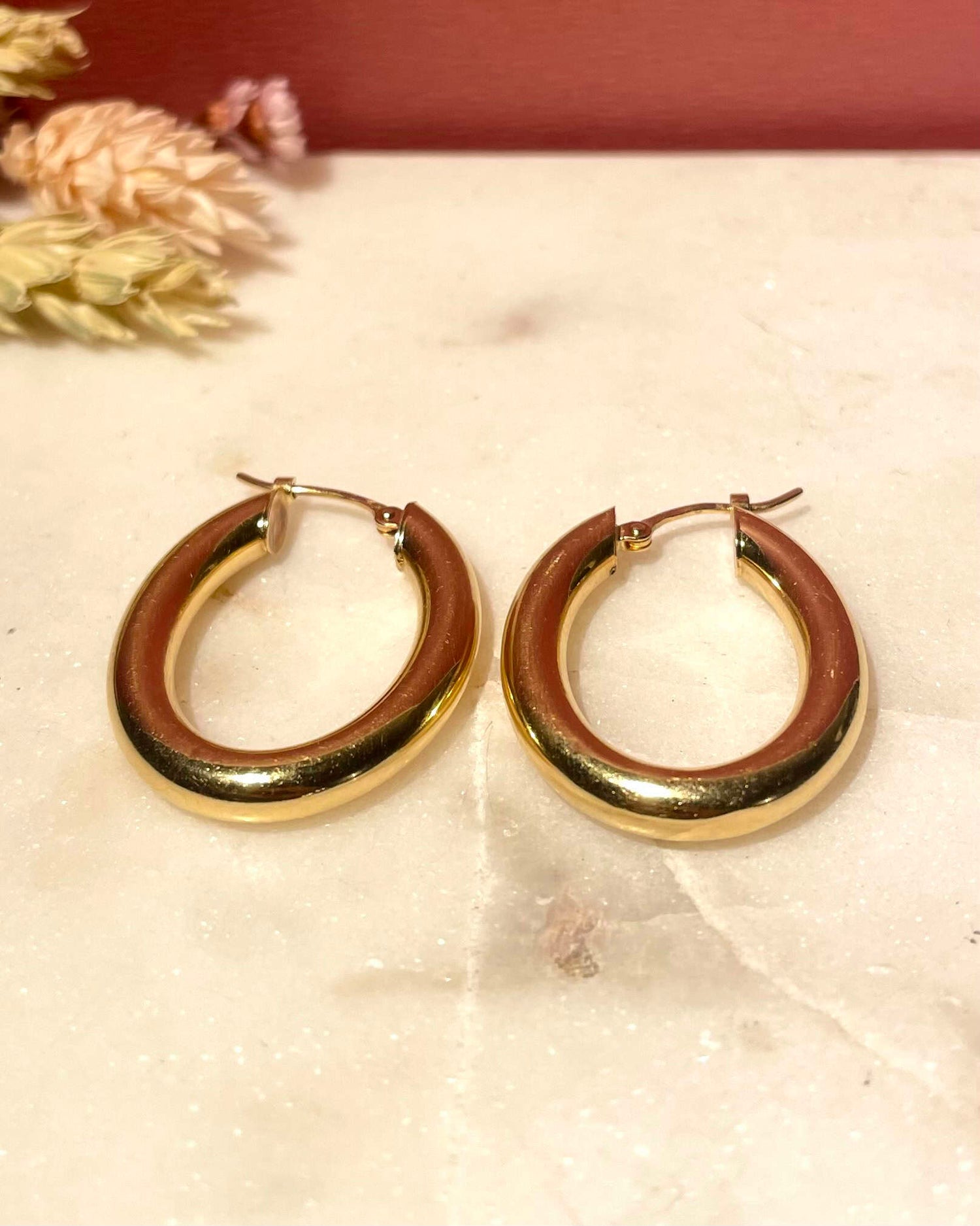 Vintage 18-carat gold "Salomé" hoop earrings