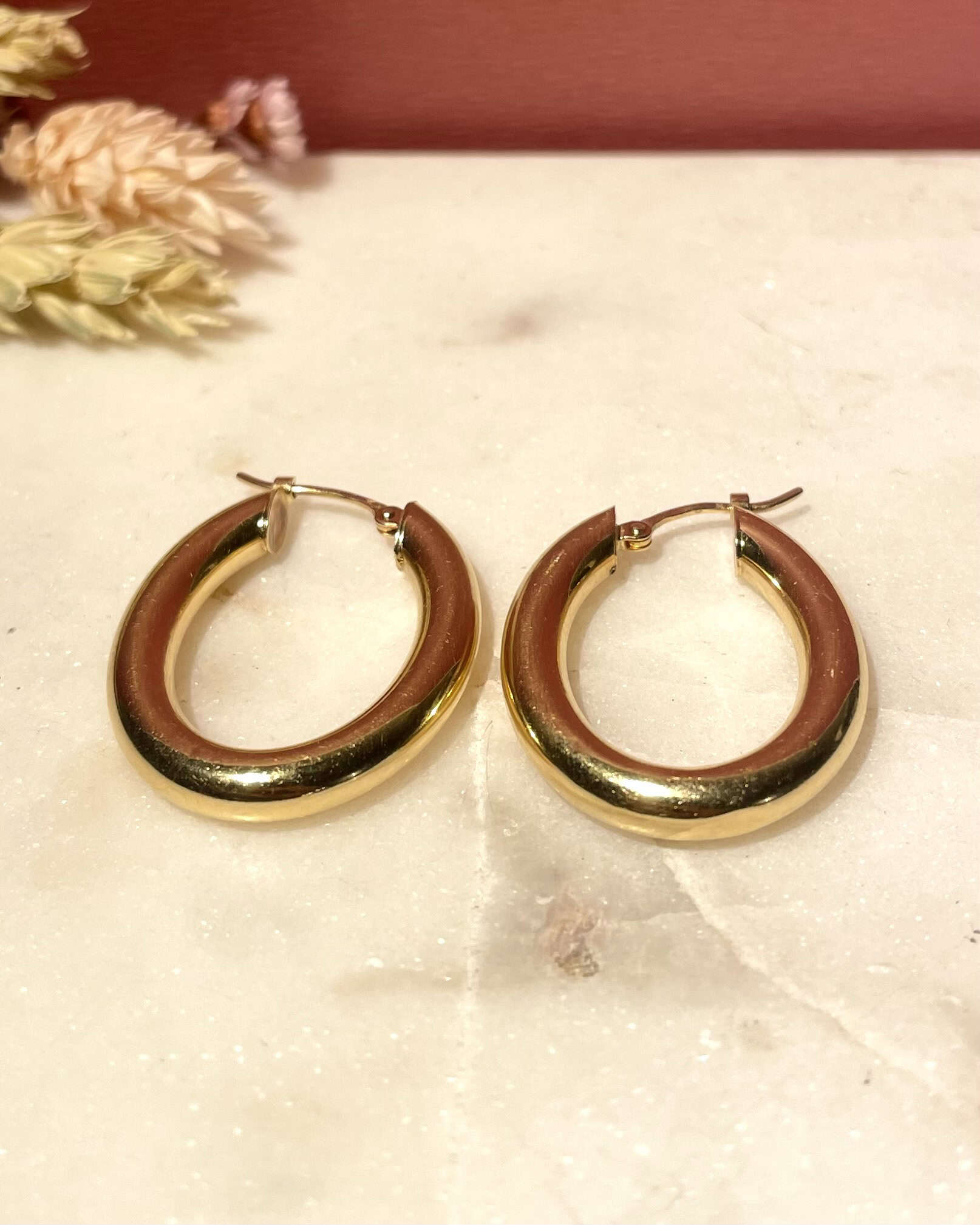 Vintage 18-carat gold "Salomé" hoop earrings