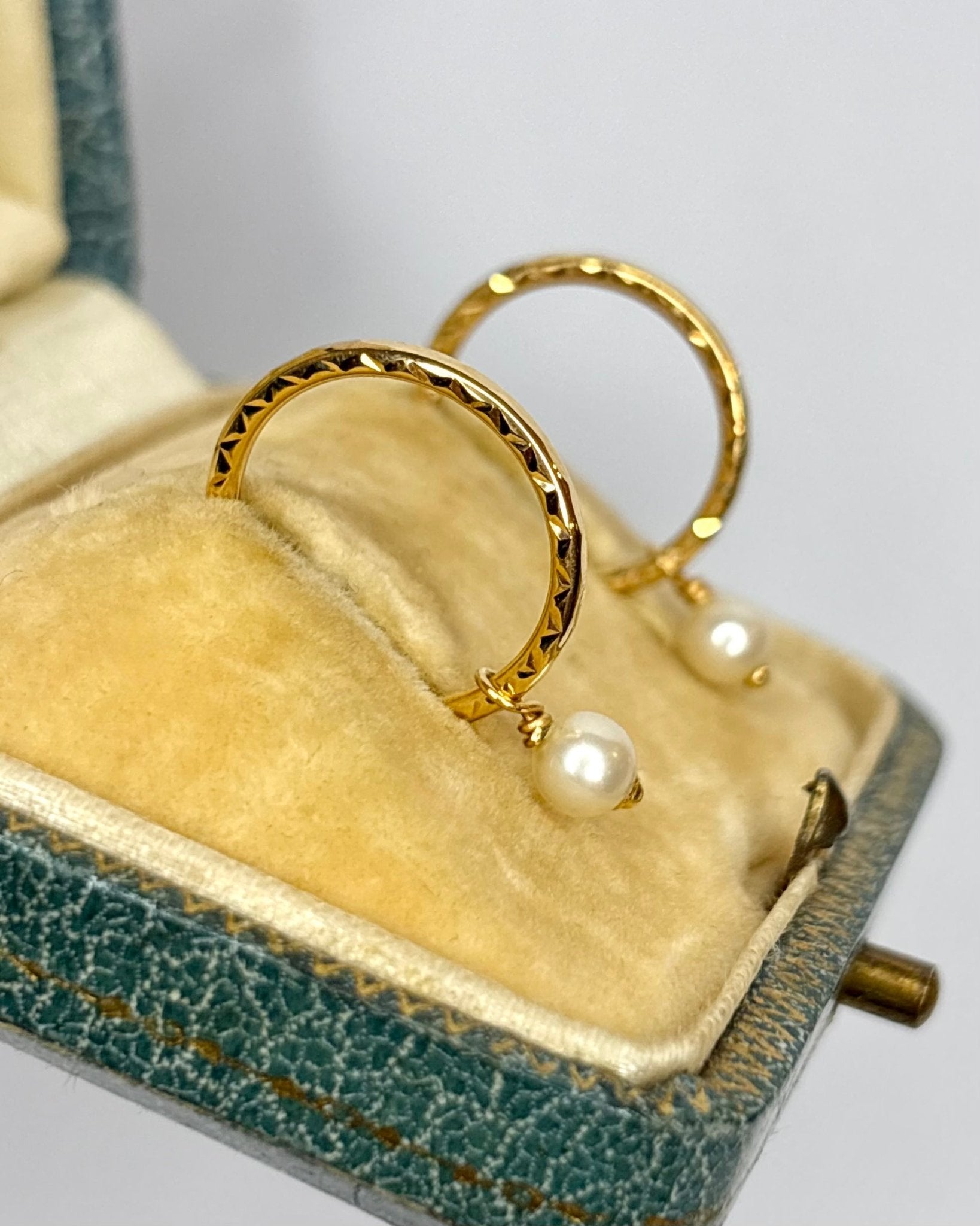 Créoles Perles &amp; Or Jaune 18 carats "Clara" - Elliade Paris
