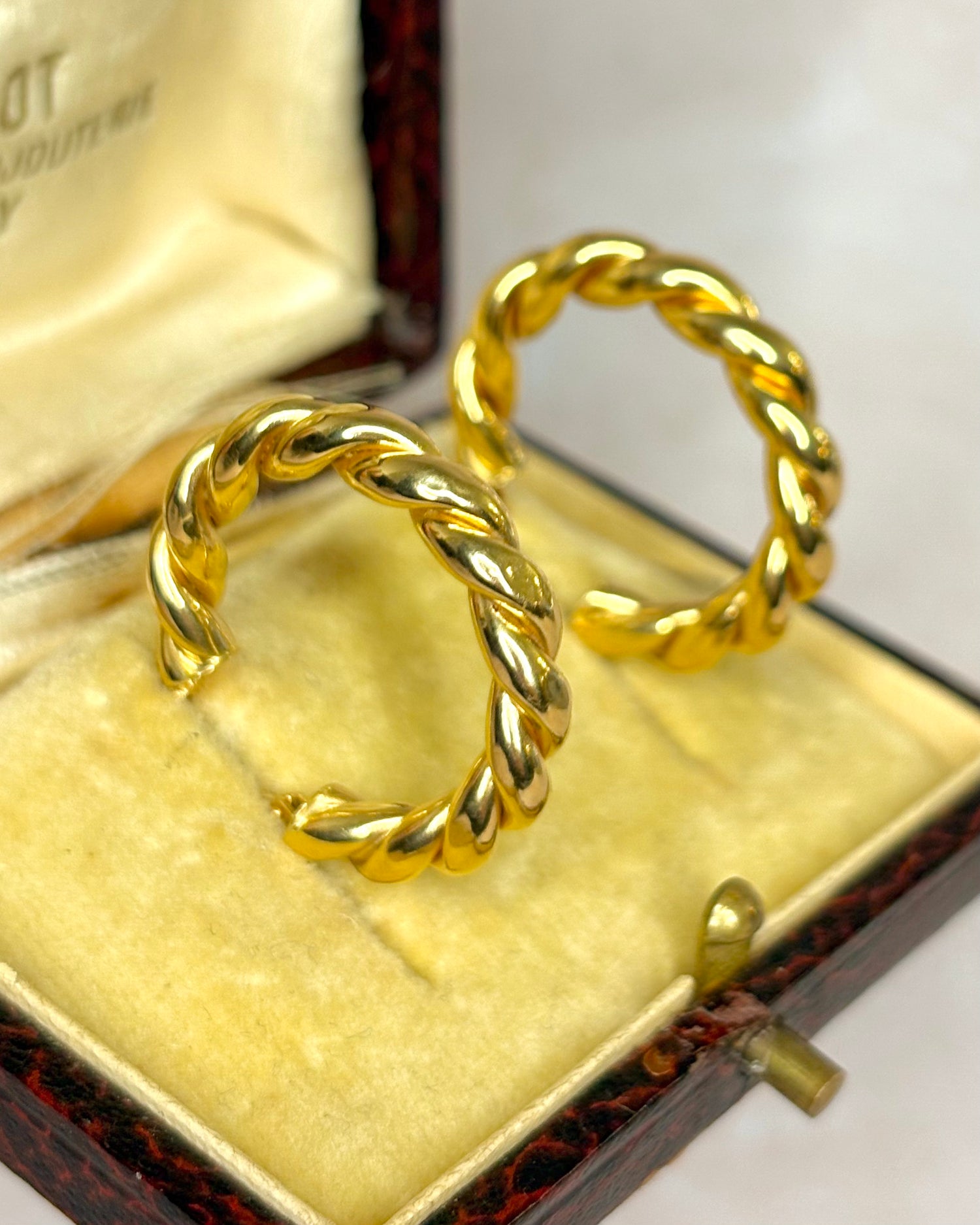 Créoles Or Jaune 18 carats 3,92g "Colette"