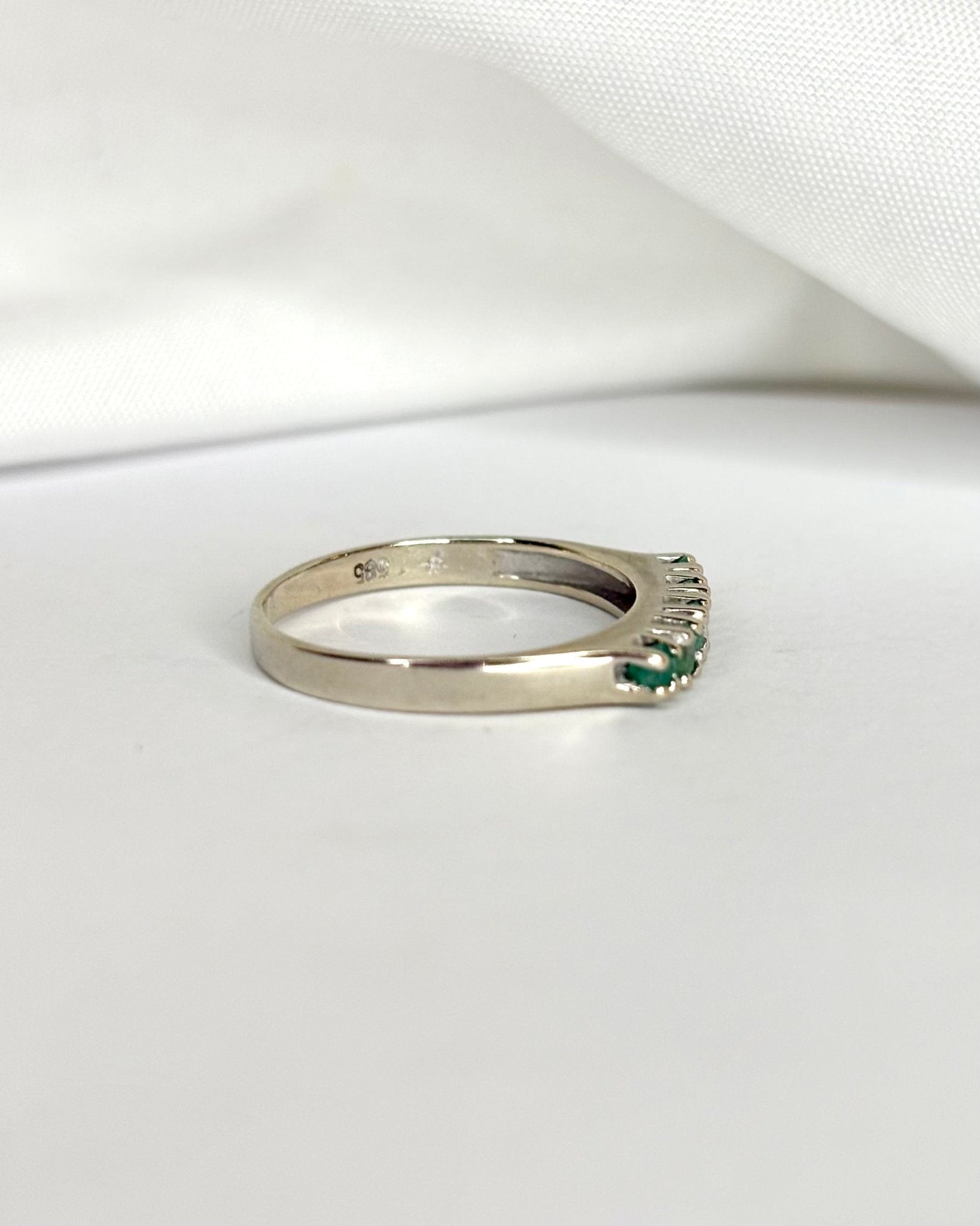 Demi - alliance 5 Émeraudes &quot;Georgia&quot; - Elliade Paris