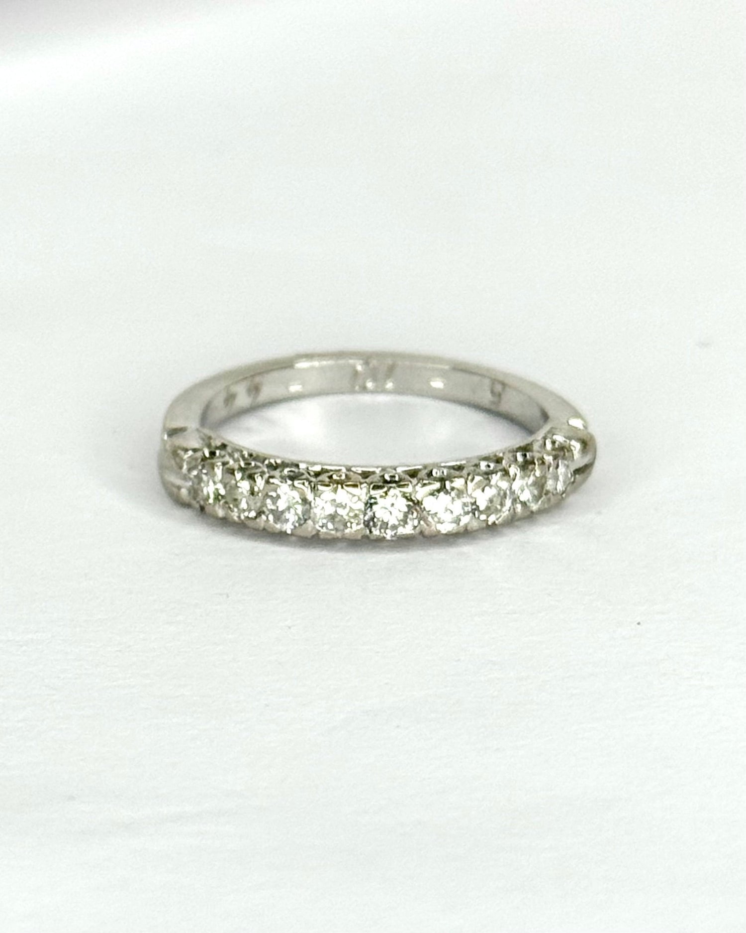 Demi-alliance Diamants 0.36 carat 2.9mm "Stellie" - Elliade Paris