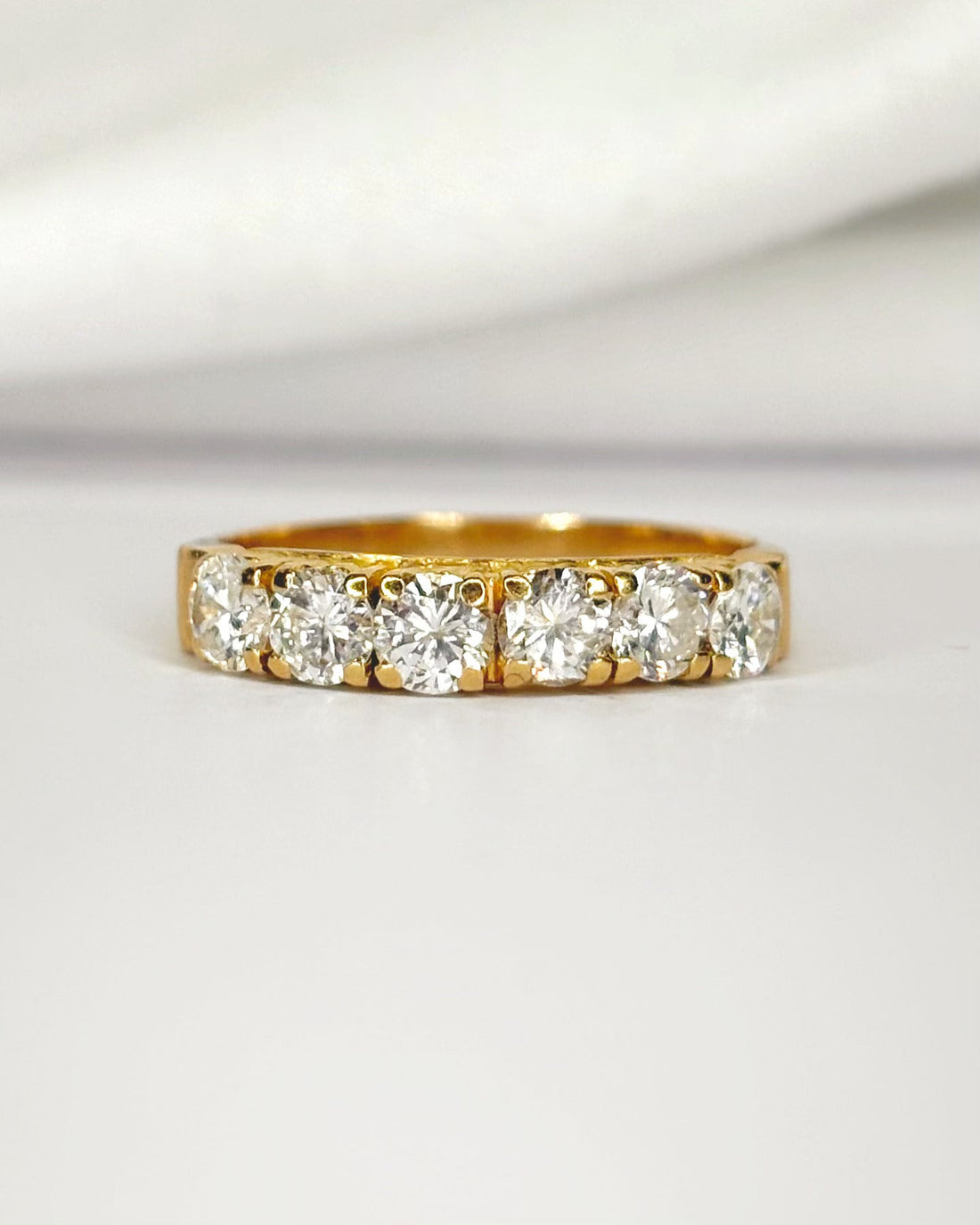 Demi-Alliance Diamants 0.90 carat 3.4 mm "Claire" - Elliade Paris