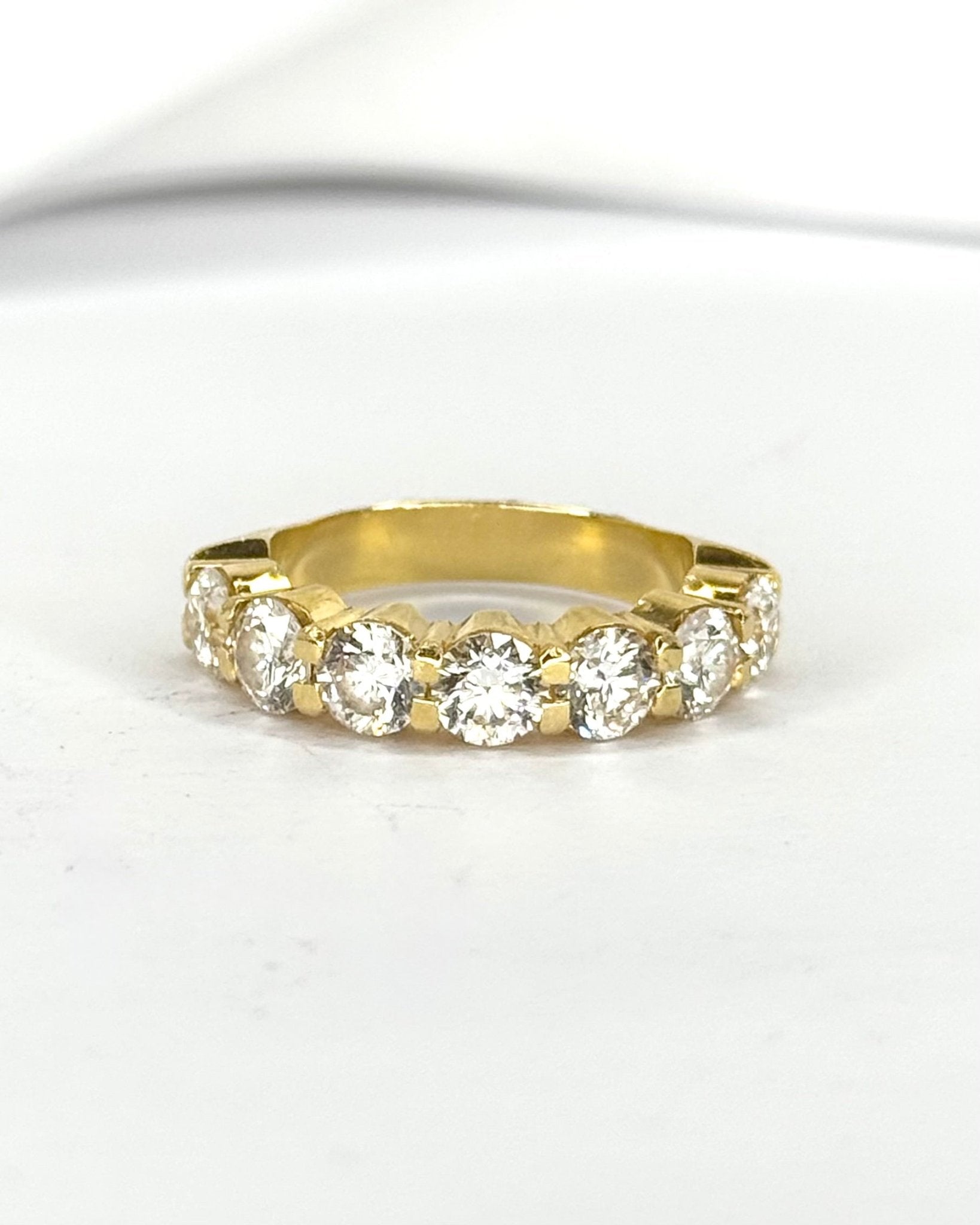 Demi-Alliance Diamants 2.10 carats 4.5mm "Janine" - Elliade Paris