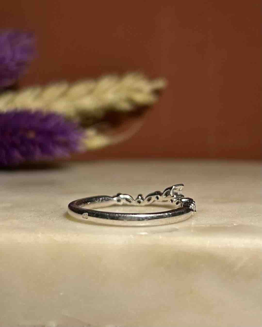 Demi Alliance Diamants navettes et ronds &quot;Ryma&quot; - Elliade Paris