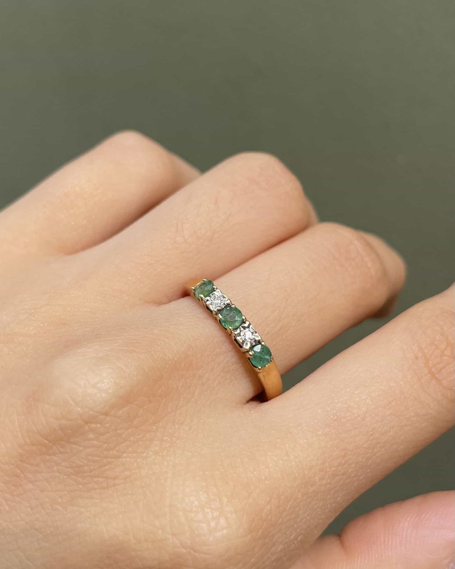 Demi - alliance émeraudes &amp; diamants &quot;Berthe&quot; - Elliade Paris