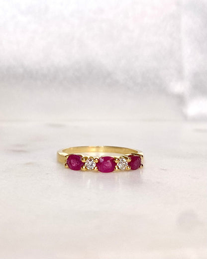 Demi Alliance Rubis 0.60 carat &amp; Diamants &quot;Maia&quot; - Elliade Paris