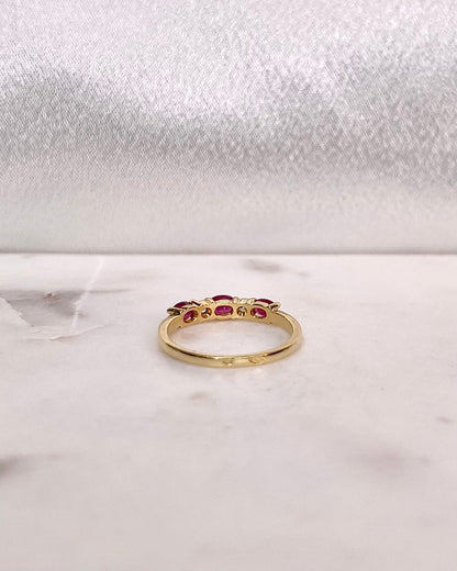 Demi Alliance Rubis 0.60 carat &amp; Diamants &quot;Maia&quot; - Elliade Paris