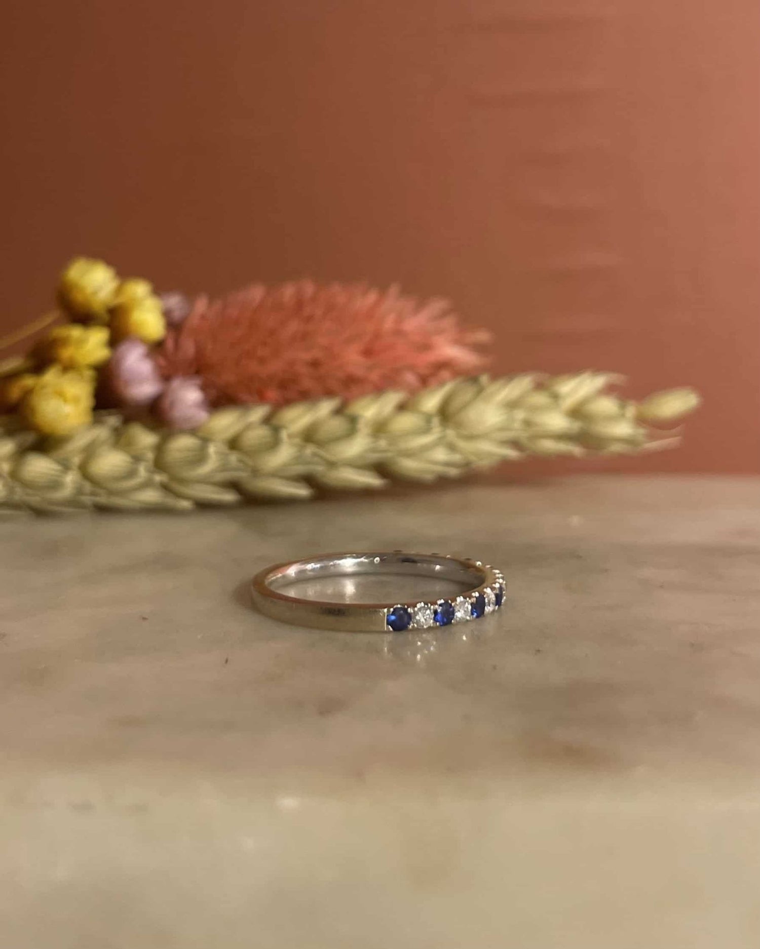 Demi - alliance Saphirs et Diamants &quot;Camilla&quot; - Elliade Paris