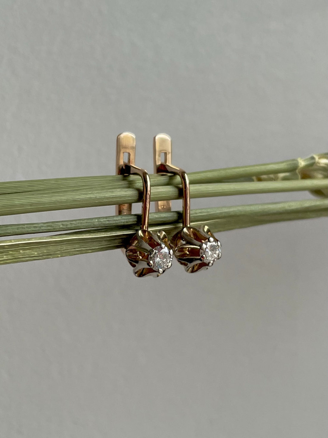 Dormeuses or rose et diamants
