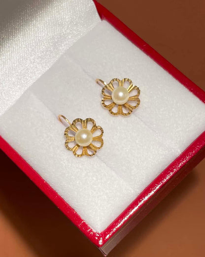 Vintage &quot;Jane&quot; Flower Pearl Sleepers