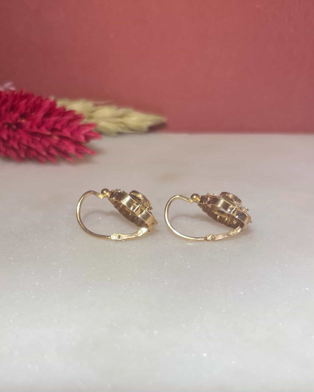 Dormeuses Fleurs Vintage Perles &quot;Anémone&quot; - Elliade Paris