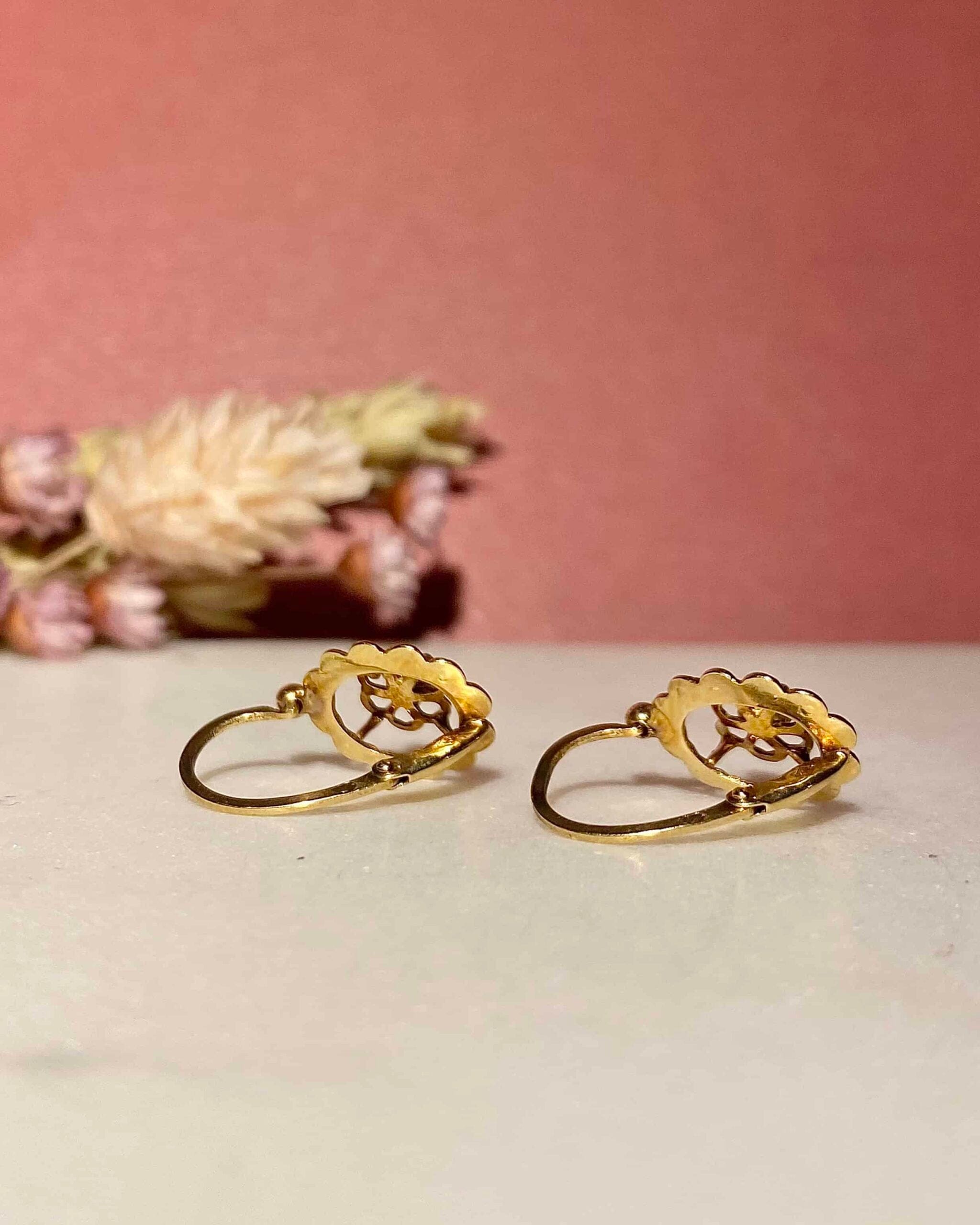 Dormeuses Vintage Saphirs 0.18 Carat "Floriane" - Elliade Paris