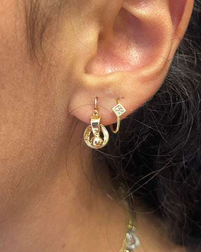 Dormeuses Vintage Or jaune 18 carats &quot;Layale&quot; - Elliade Paris
